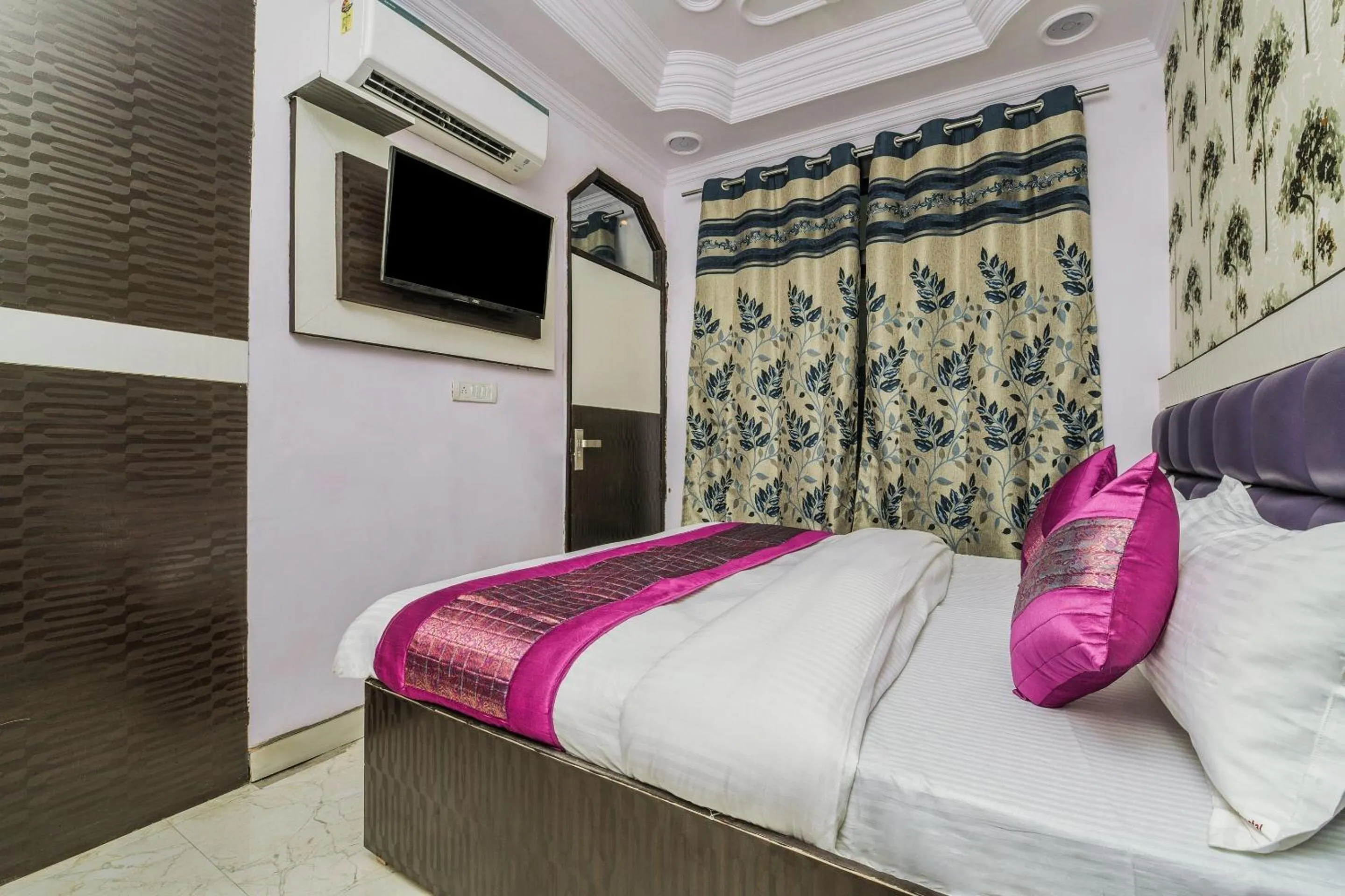 Bedroom in Hotel O Akash Continental