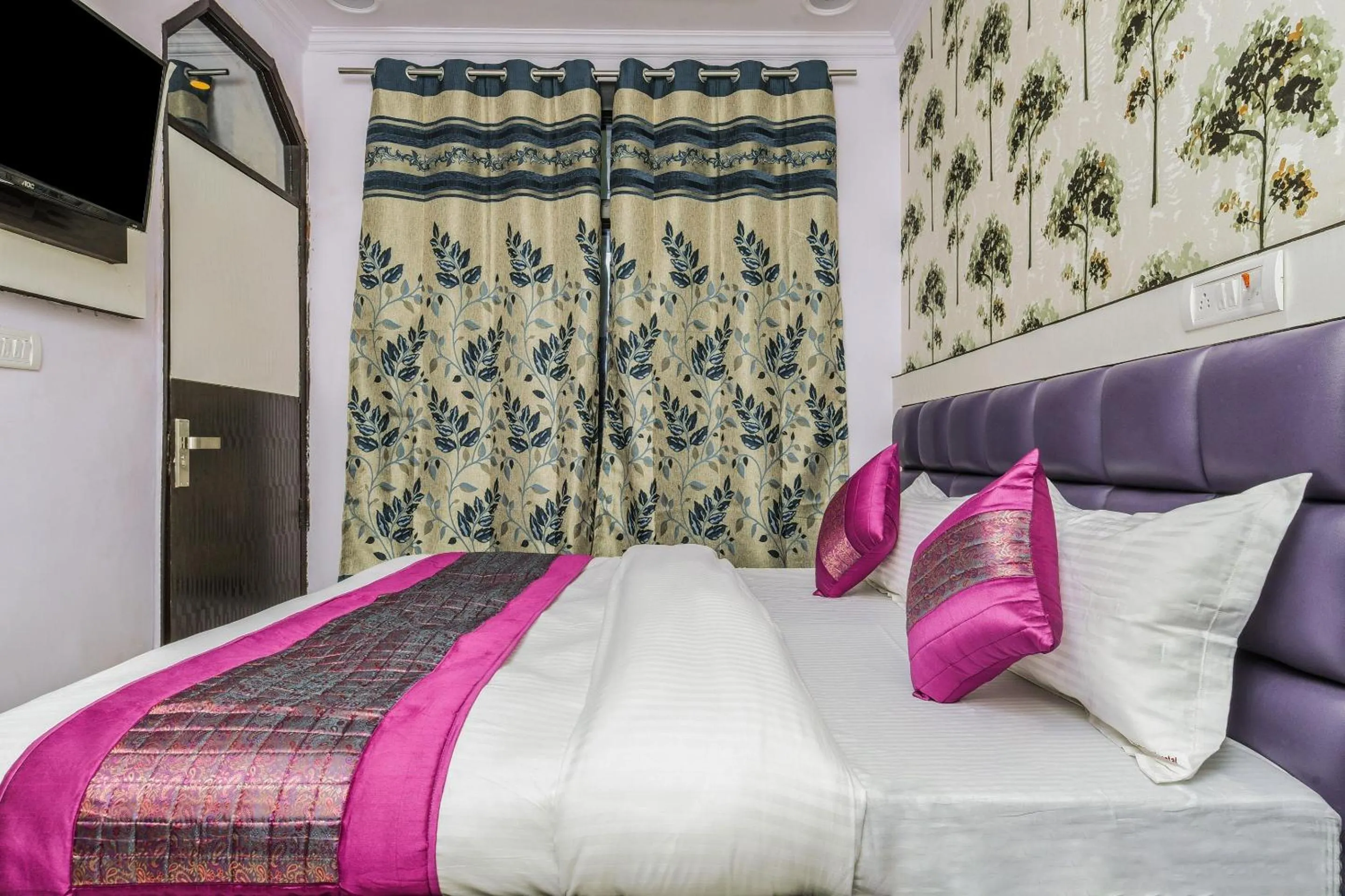 Bedroom in Hotel O Akash Continental