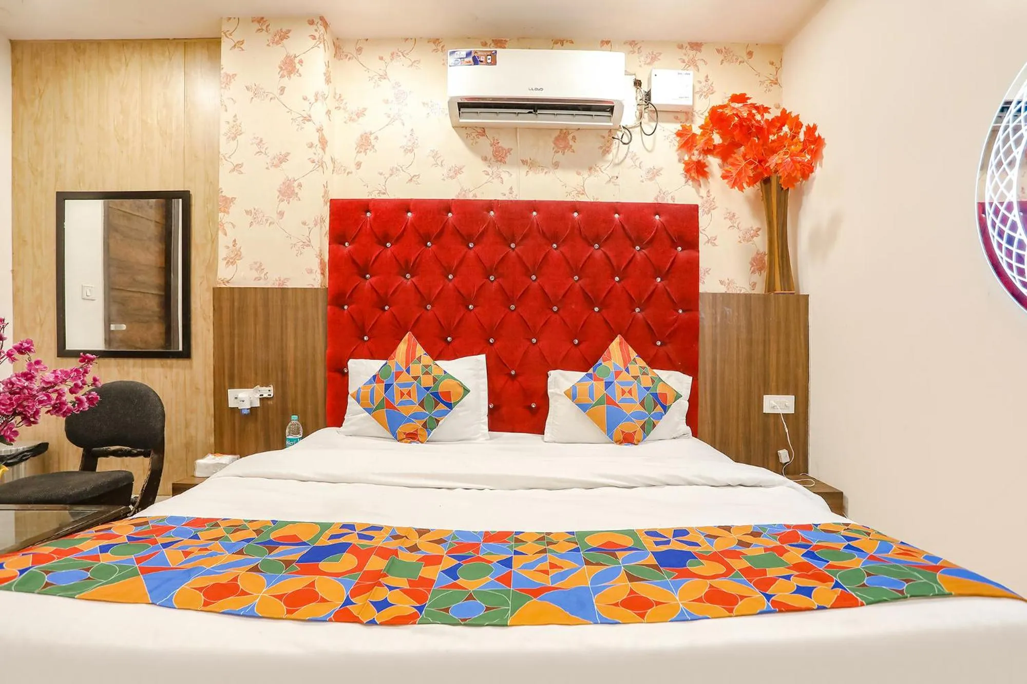 Bed in Via Royal Galaxy I