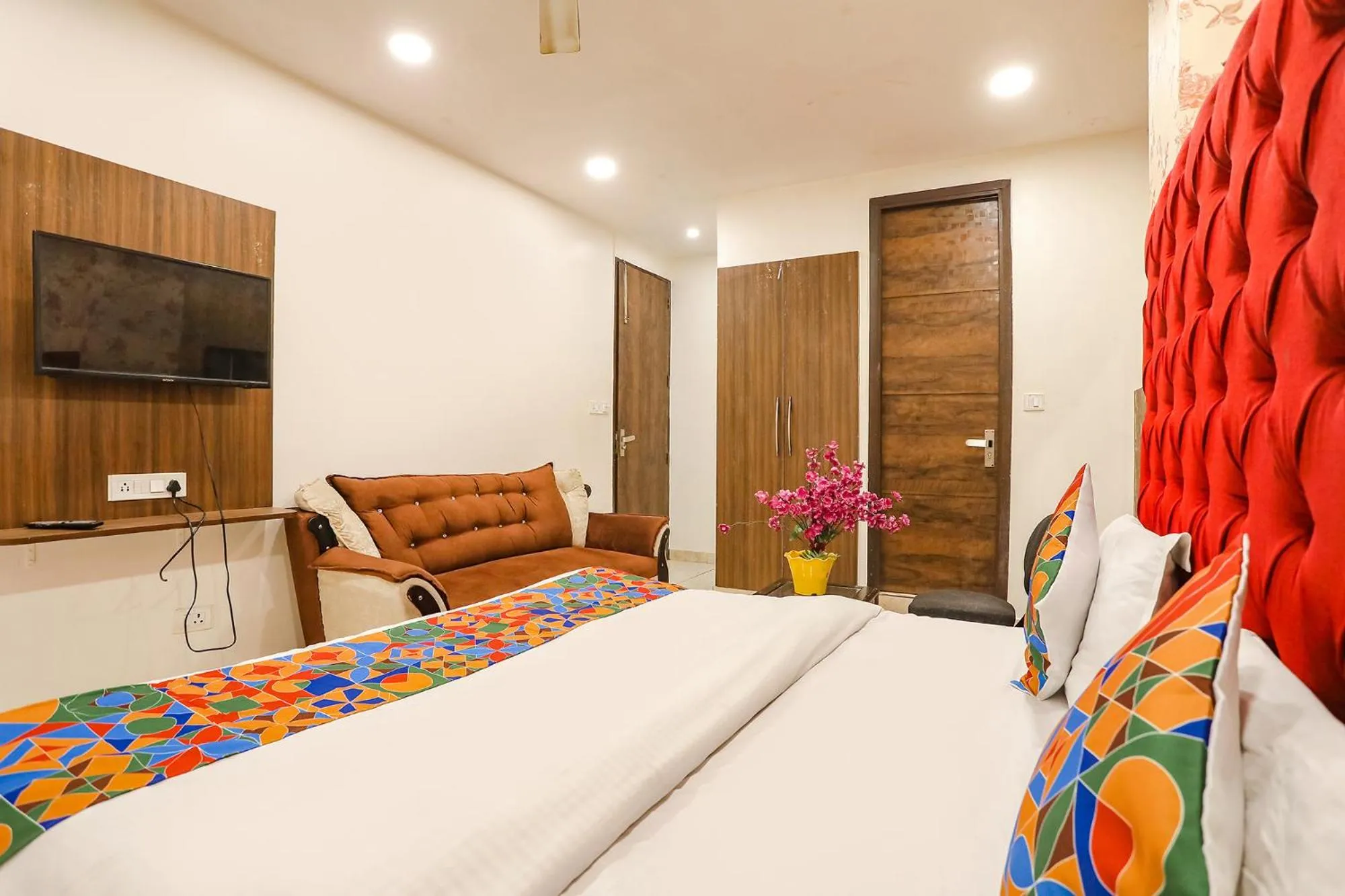 Bed in Via Royal Galaxy I