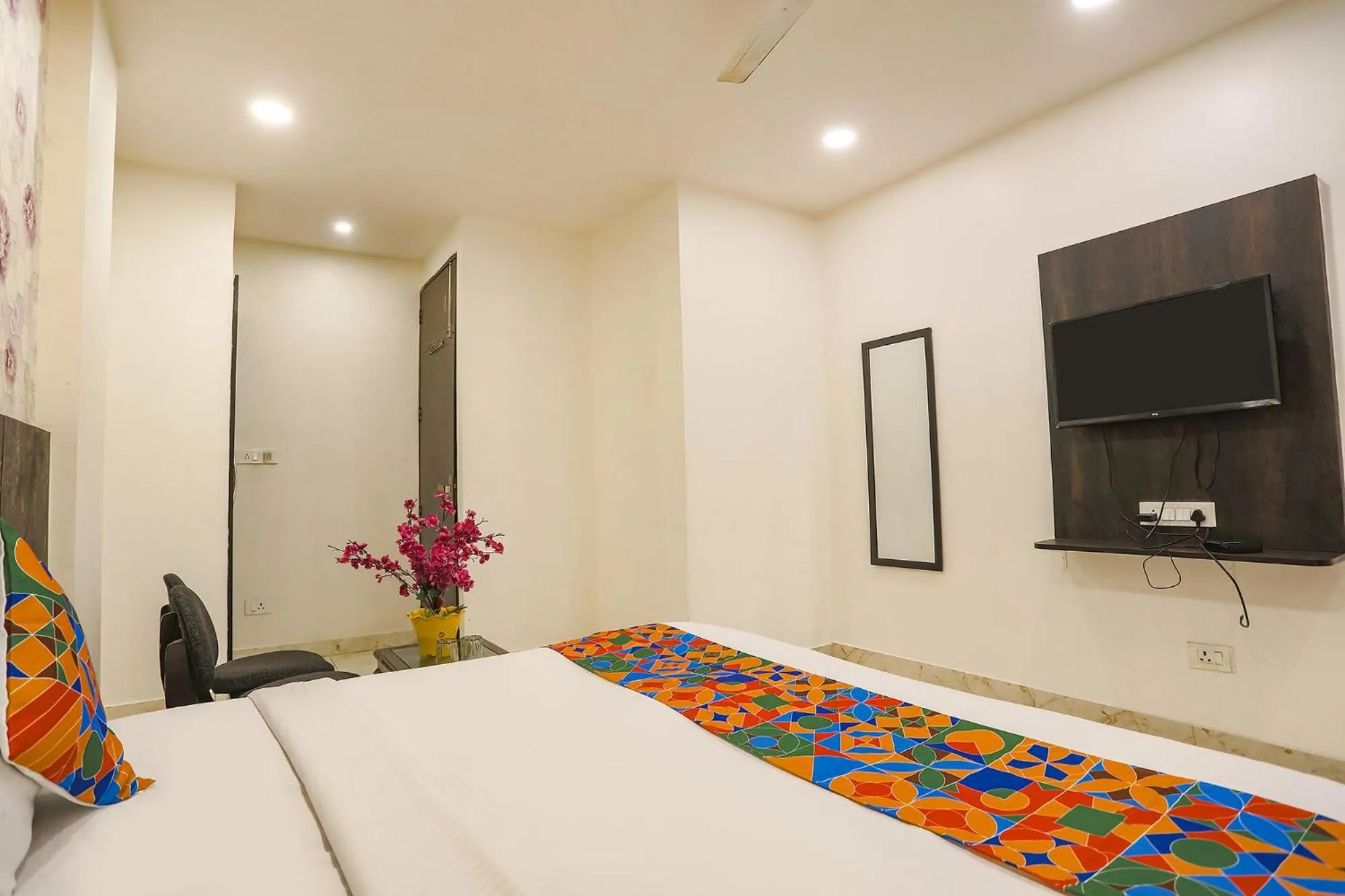 Bed in Via Royal Galaxy I