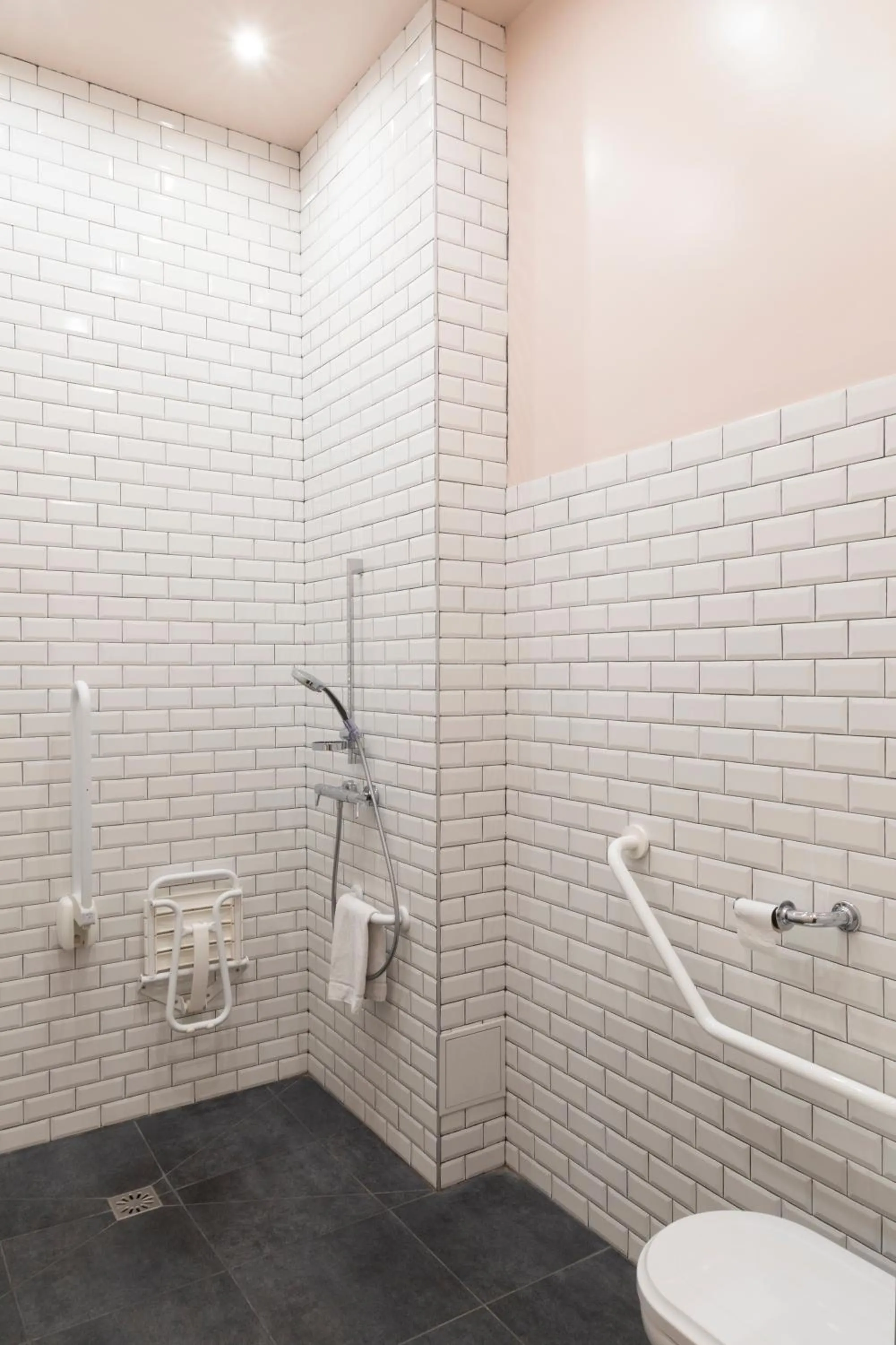 Bathroom in Hôtel Langlois