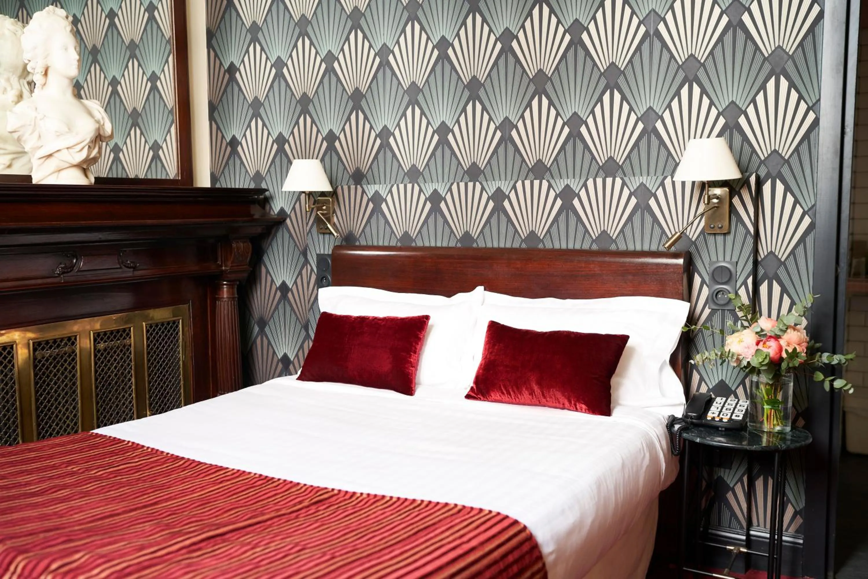 Bed in Hôtel Langlois