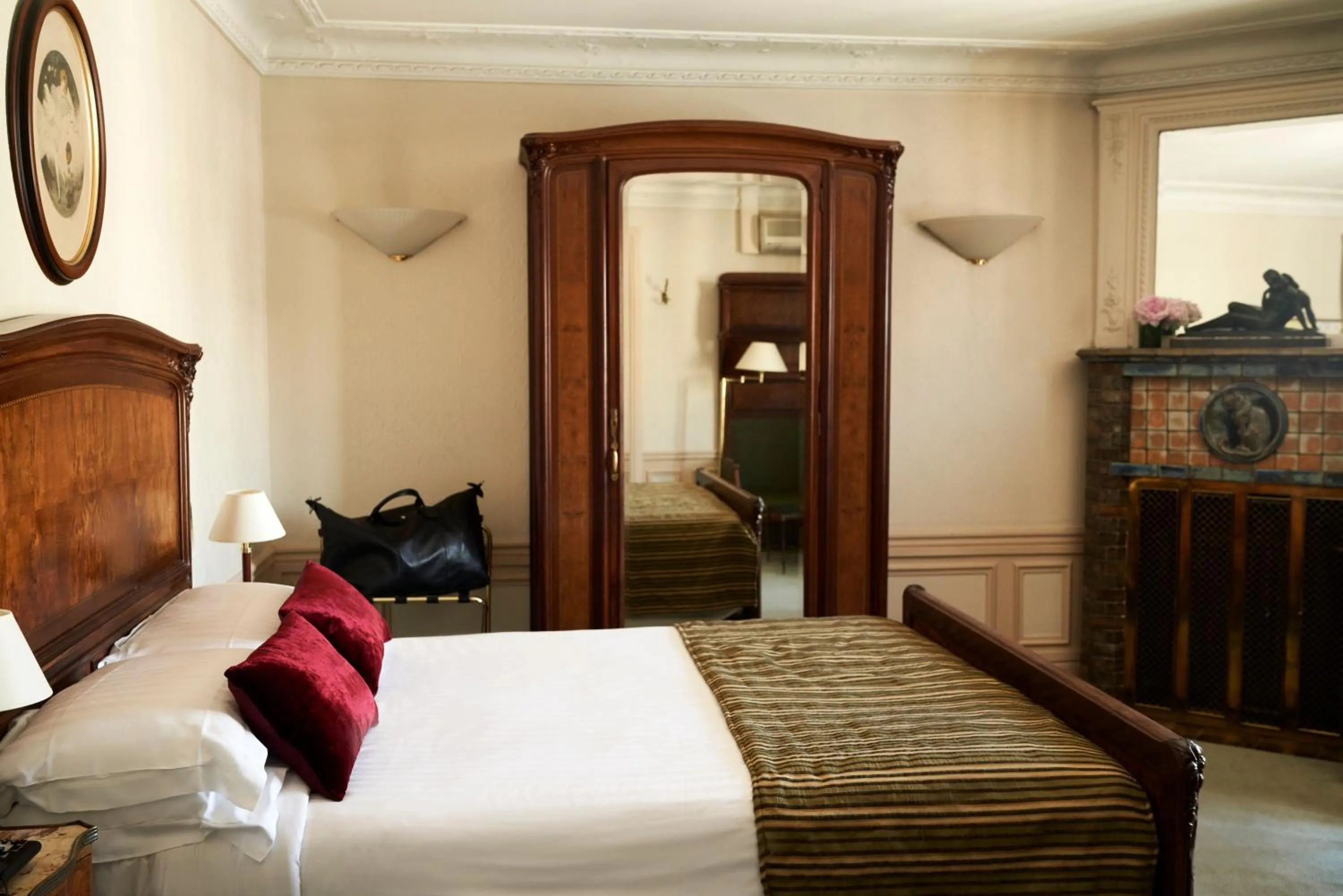 Bed in Hôtel Langlois