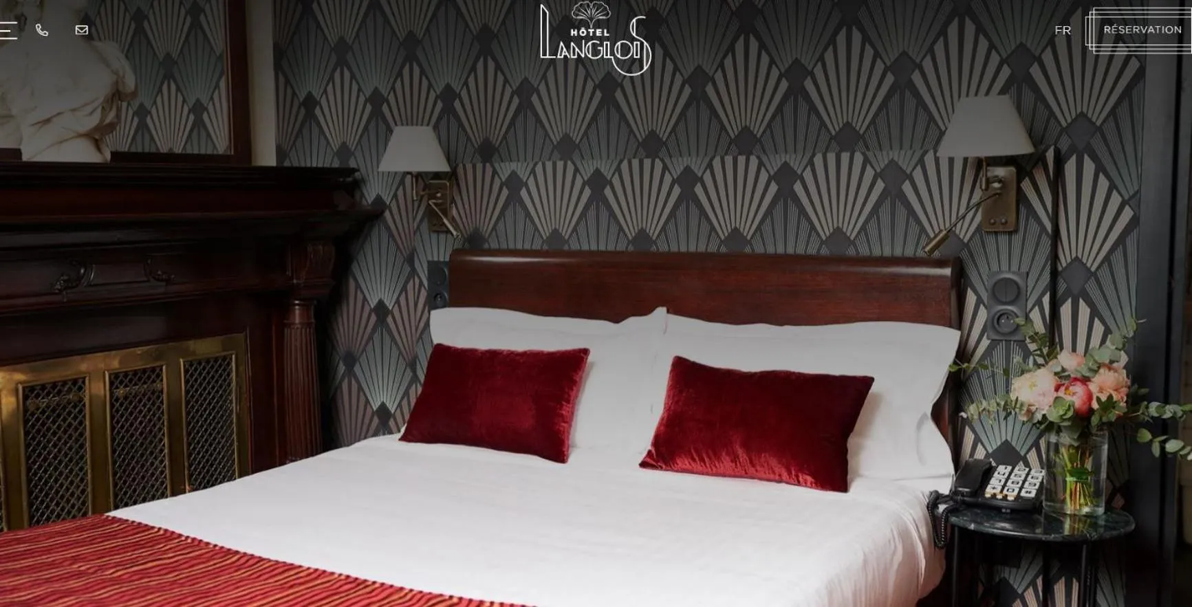 Bed in Hôtel Langlois