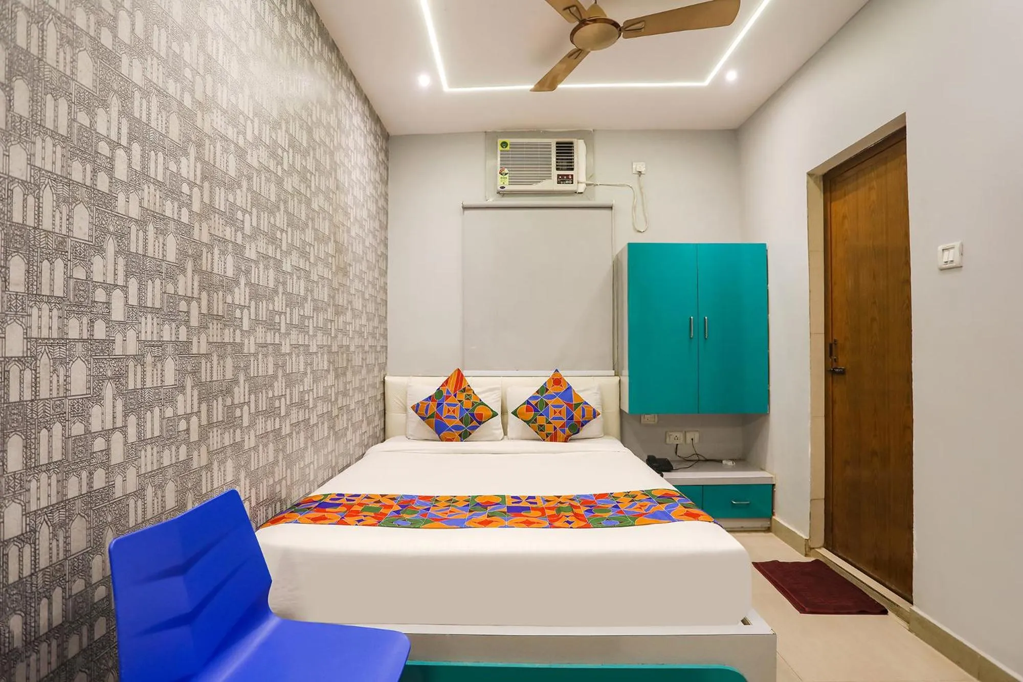 Bed in FabHotel Greenstar Inn - Bhubaneswar Airport