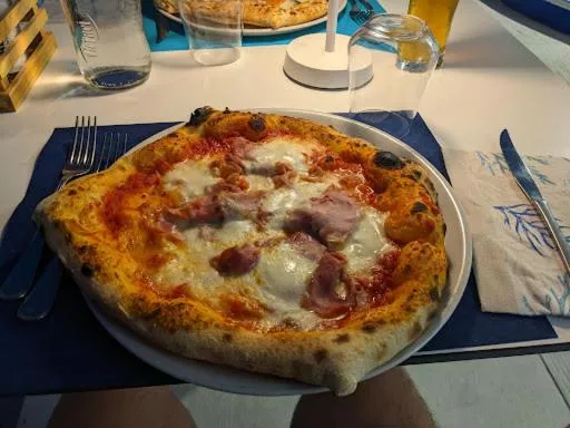 Restaurant/places to eat in Hotel Guitgia Tommasino