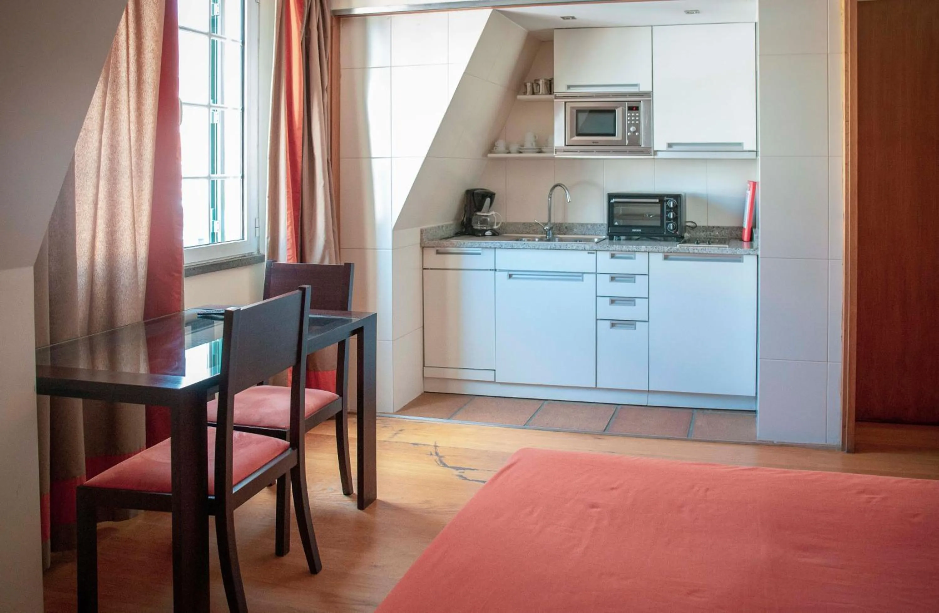 Coffee/tea facilities in Apartamentos Turisticos Atlantida