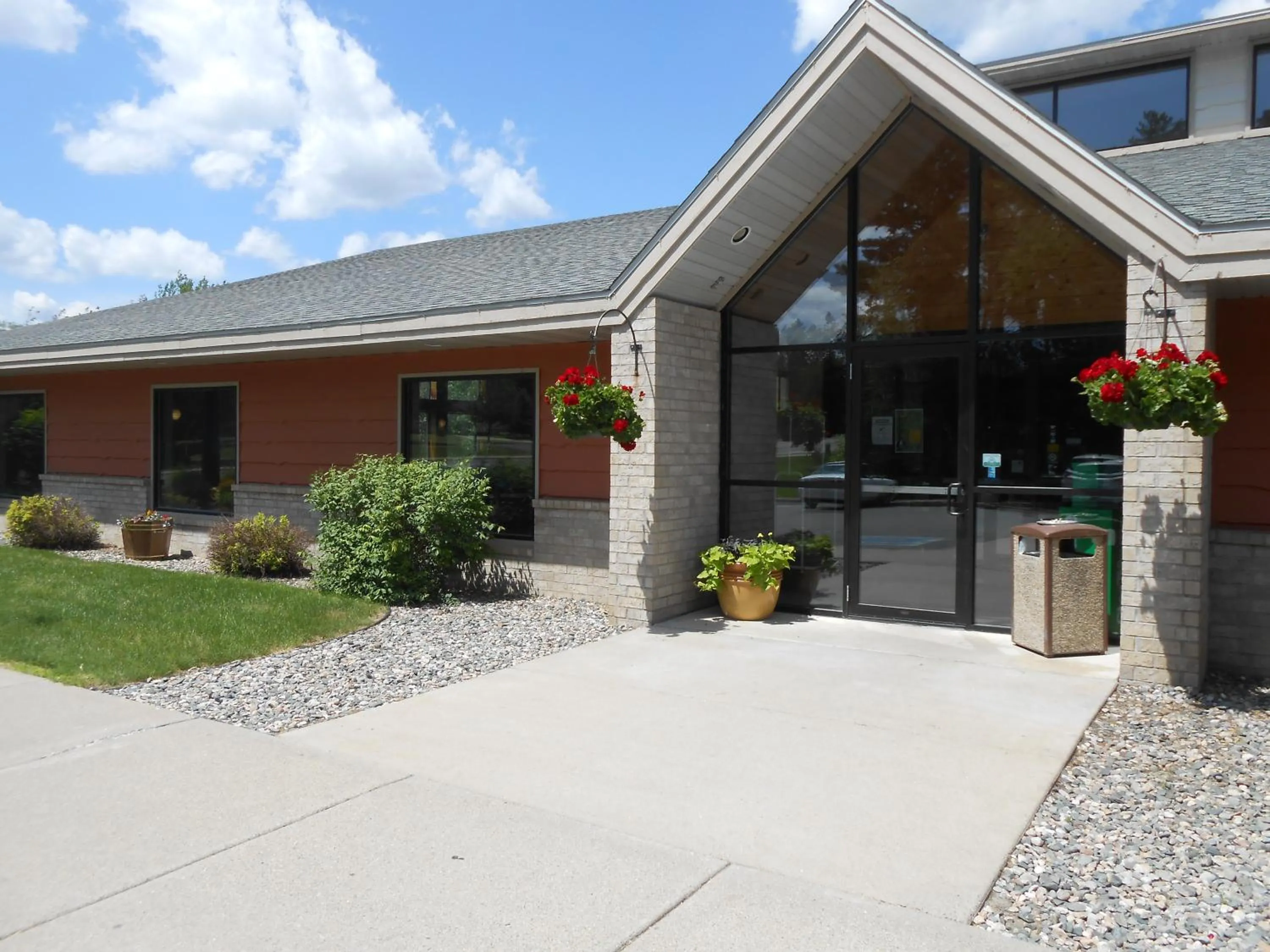 Facade/entrance in AmericInn by Wyndham Grand Rapids