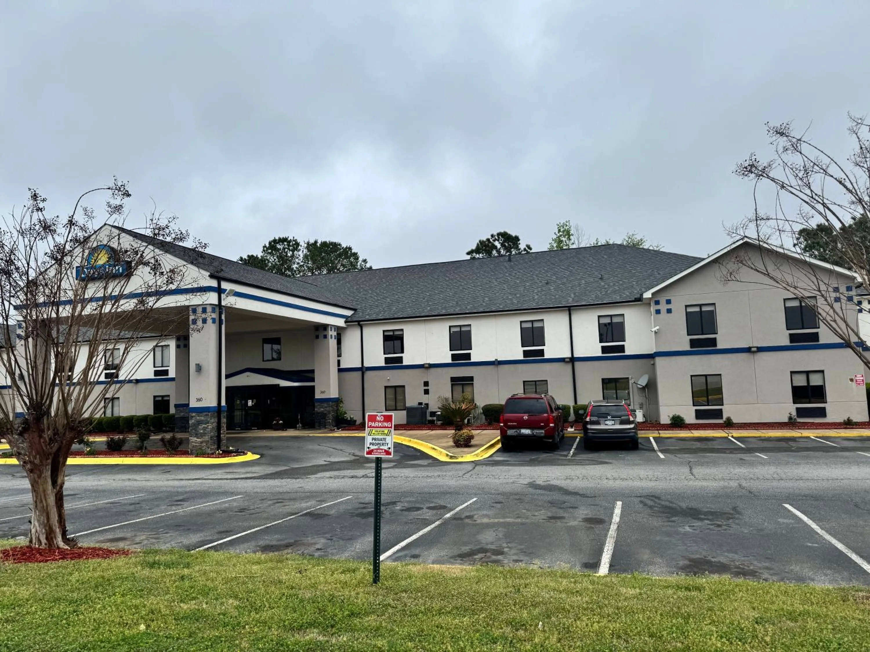 Property building in Days Inn by Wyndham Mauldin/Greenville