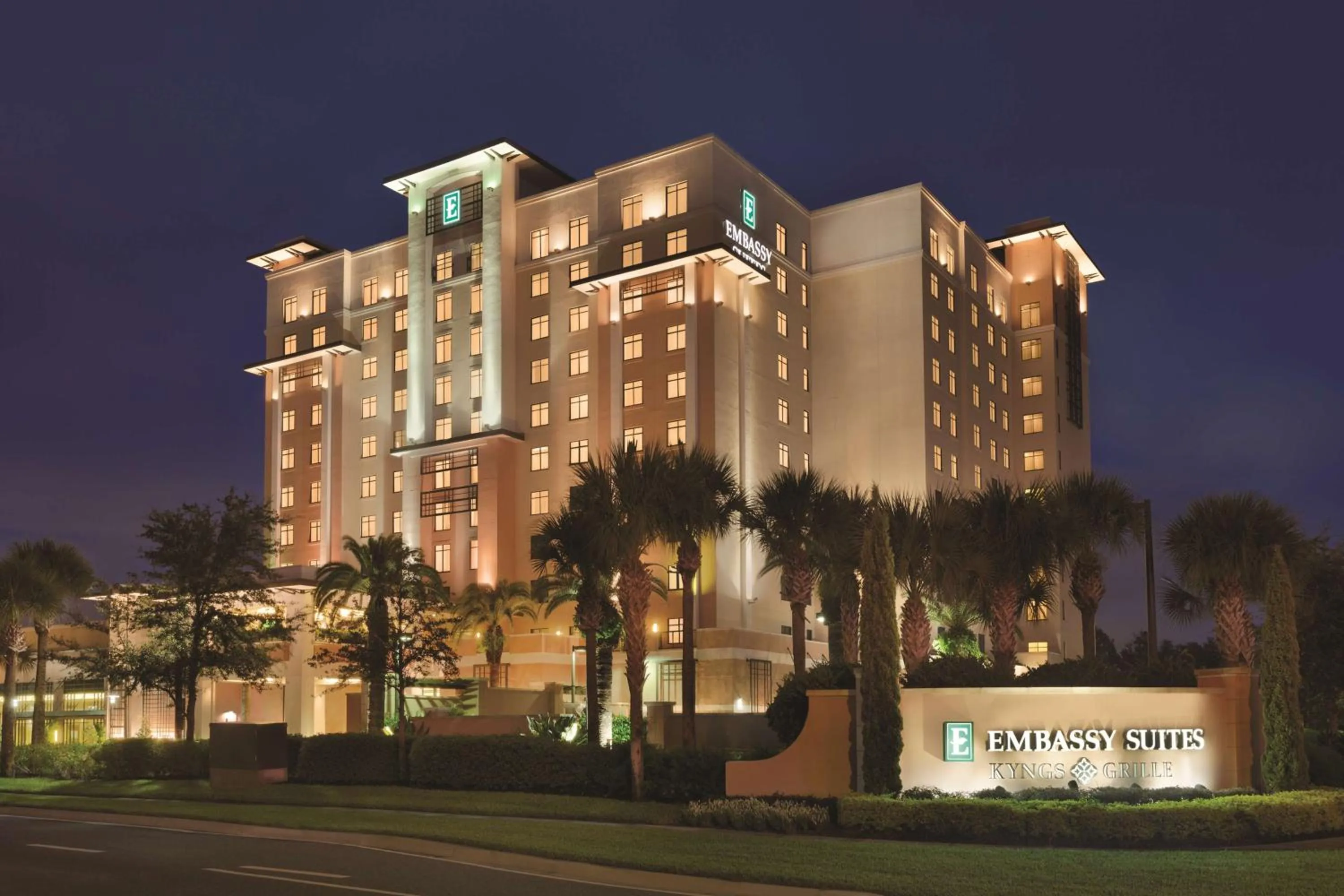 Property building in Embassy Suites by Hilton Orlando Lake Buena Vista South