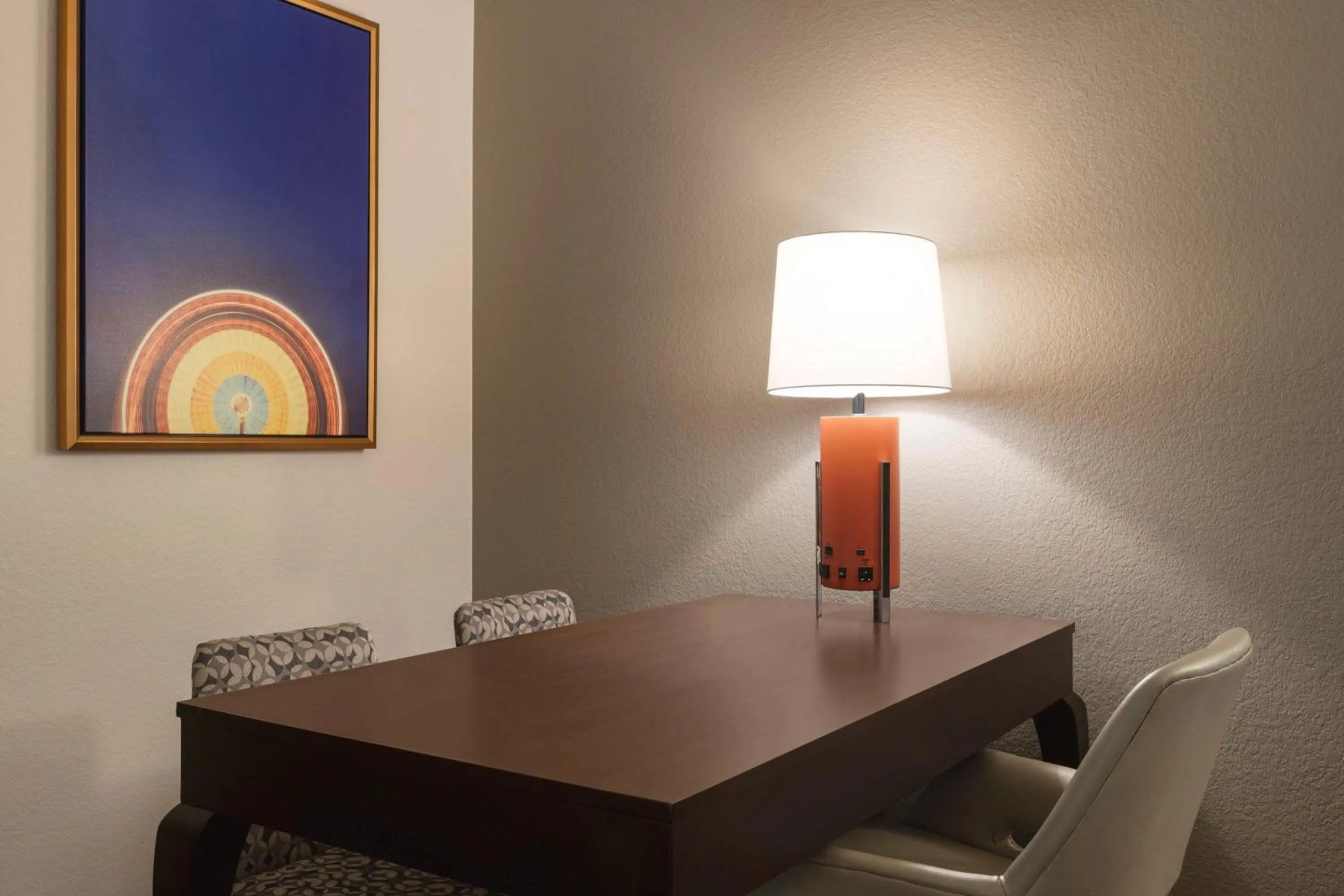 Bedroom in Embassy Suites by Hilton Orlando Lake Buena Vista South