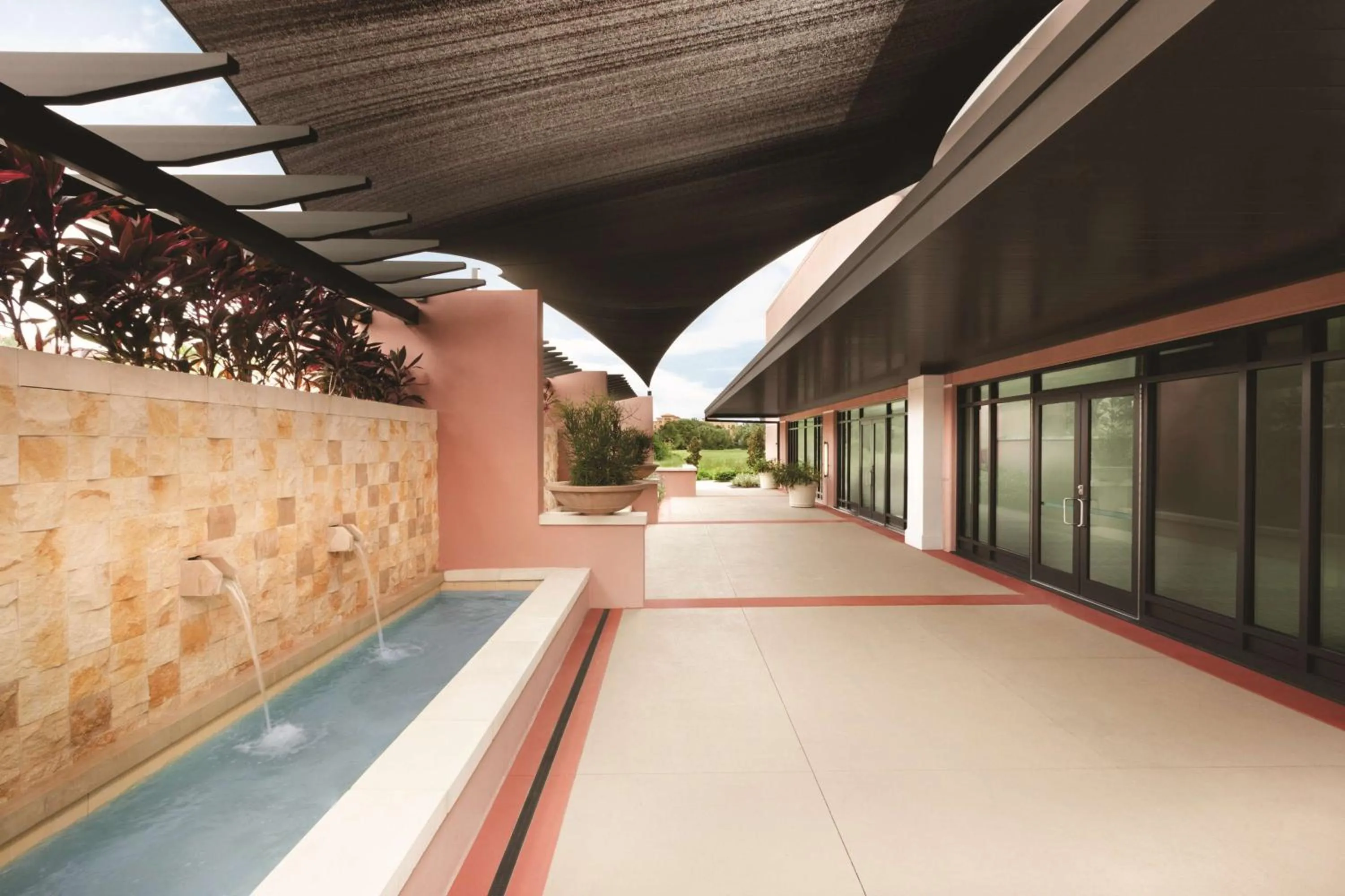 Patio in Embassy Suites by Hilton Orlando Lake Buena Vista South