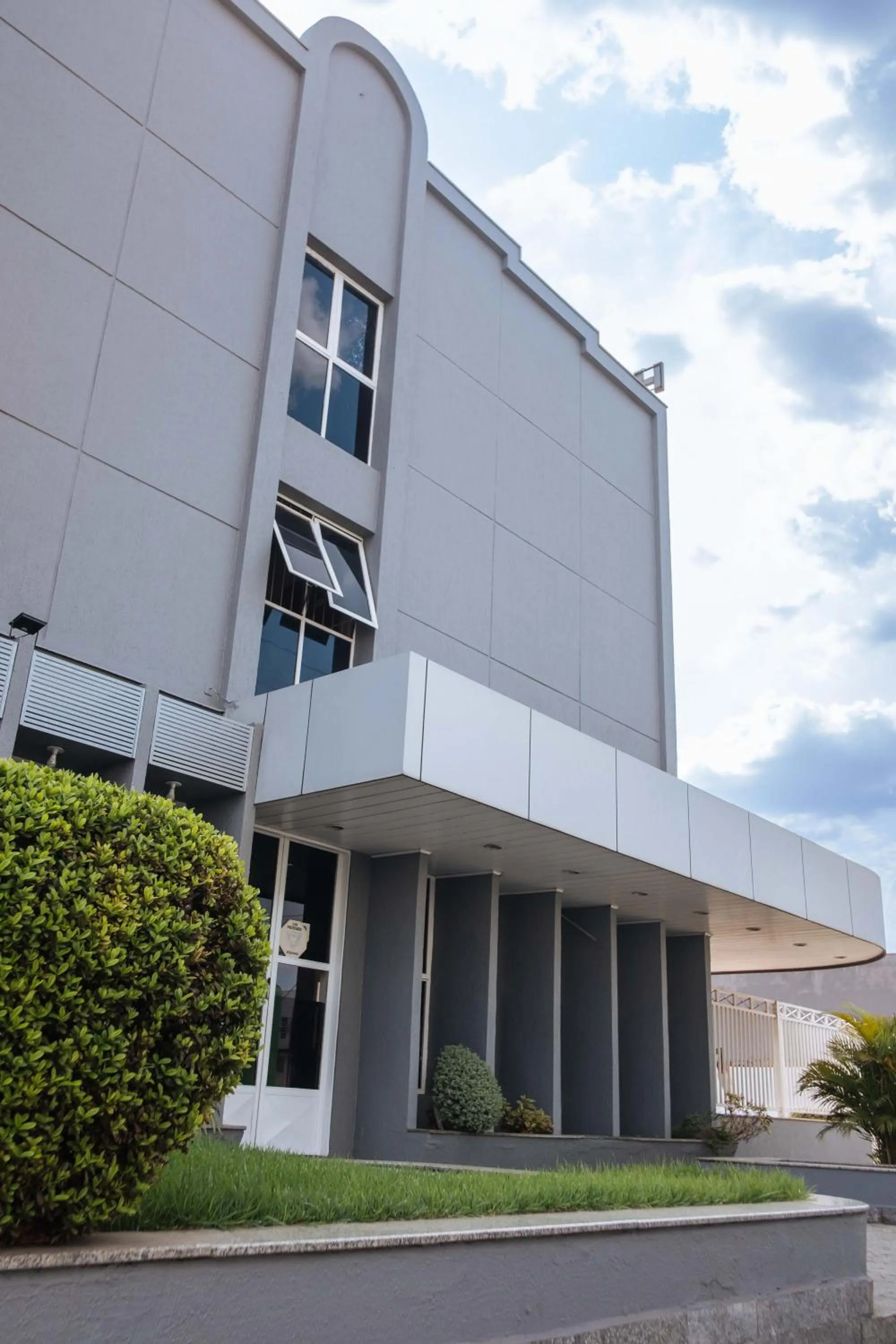 Facade/entrance in Hotel Almanara Cuiabá-Mato Grosso-Brasil