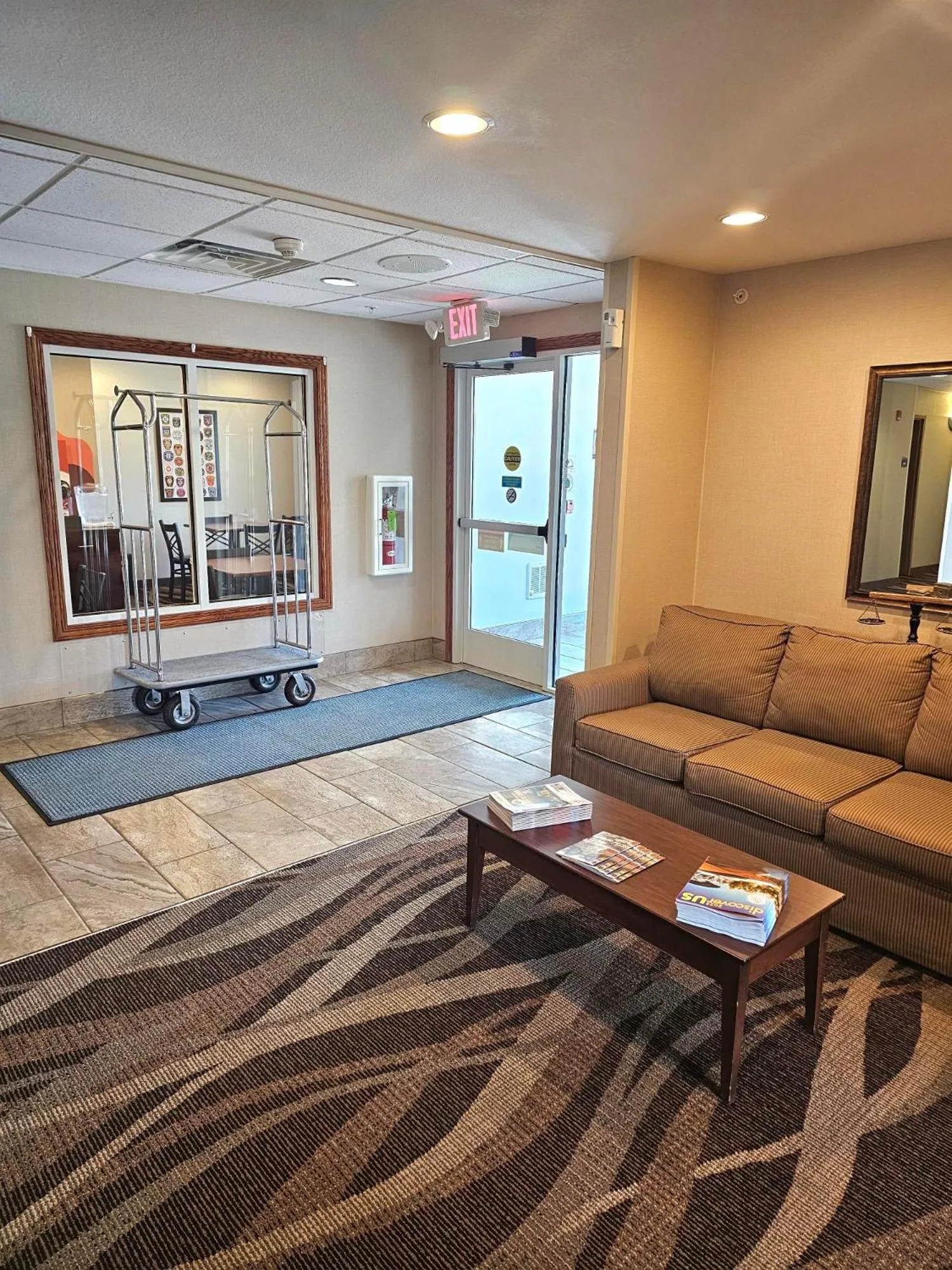 Lobby or reception in Cobblestone Inn & Suites - Clintonville
