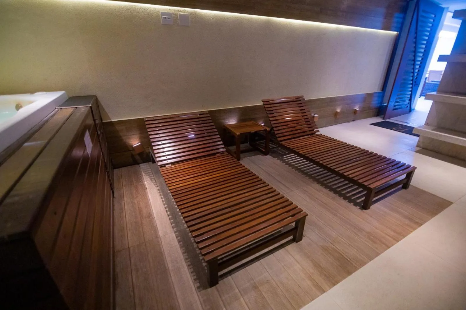 Hot Tub in Riale Brisa Barra