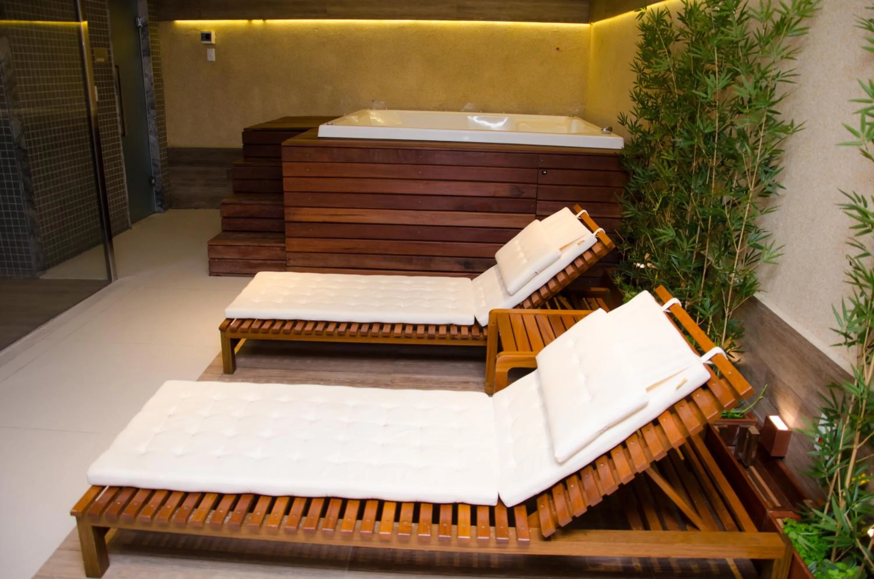 Hot Tub in Riale Brisa Barra