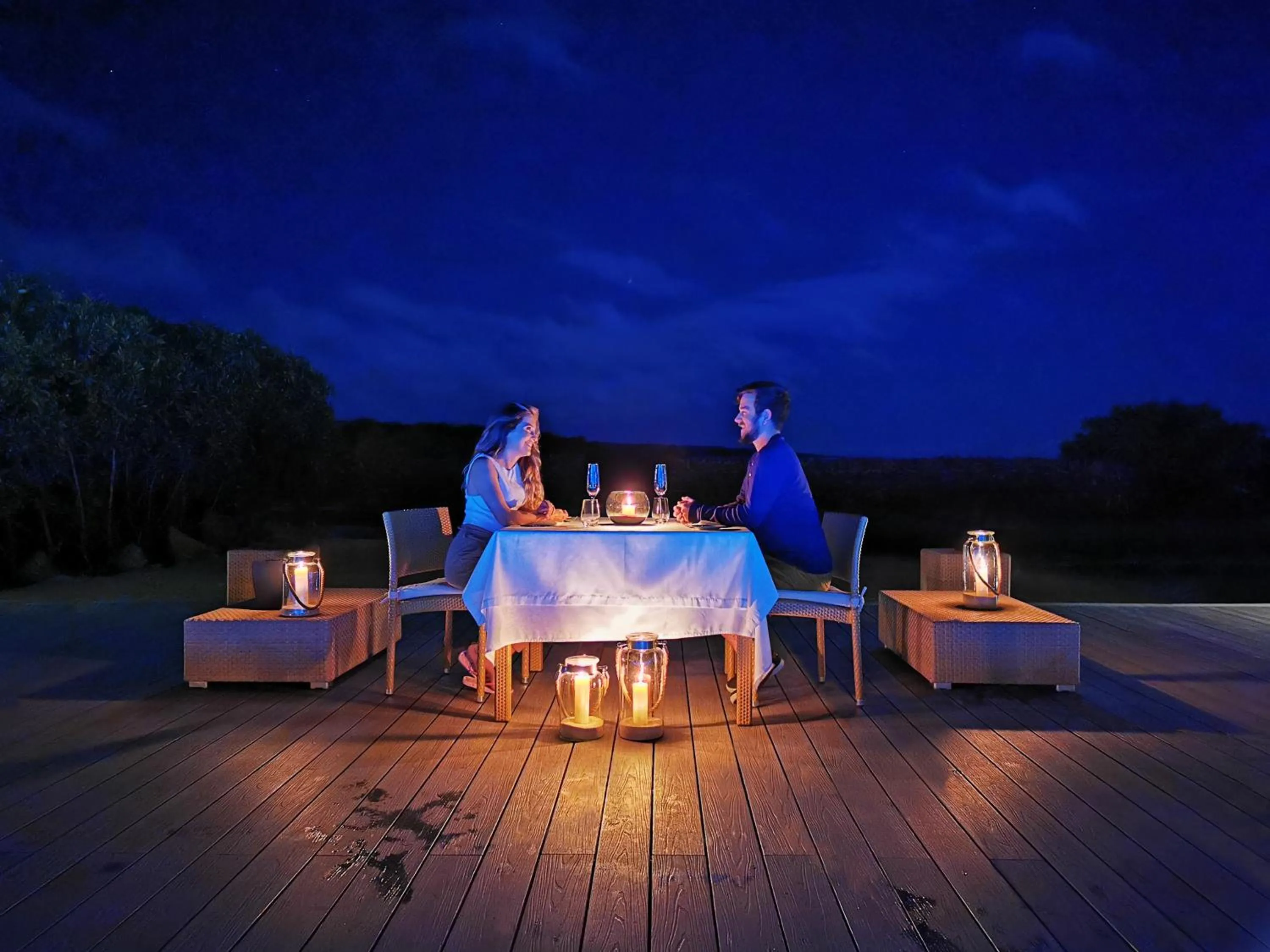 Food and drinks in Finch Bay Galapagos Hotel