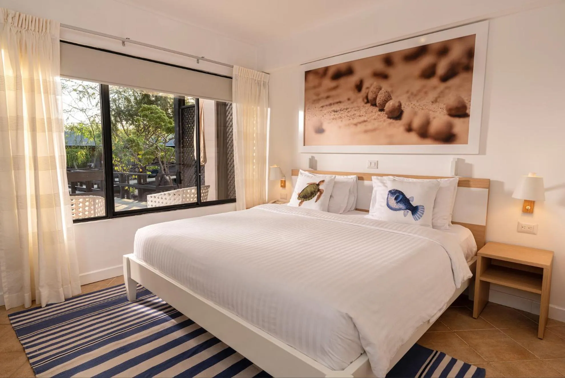 Photo of the whole room, Bed in Finch Bay Galapagos Hotel