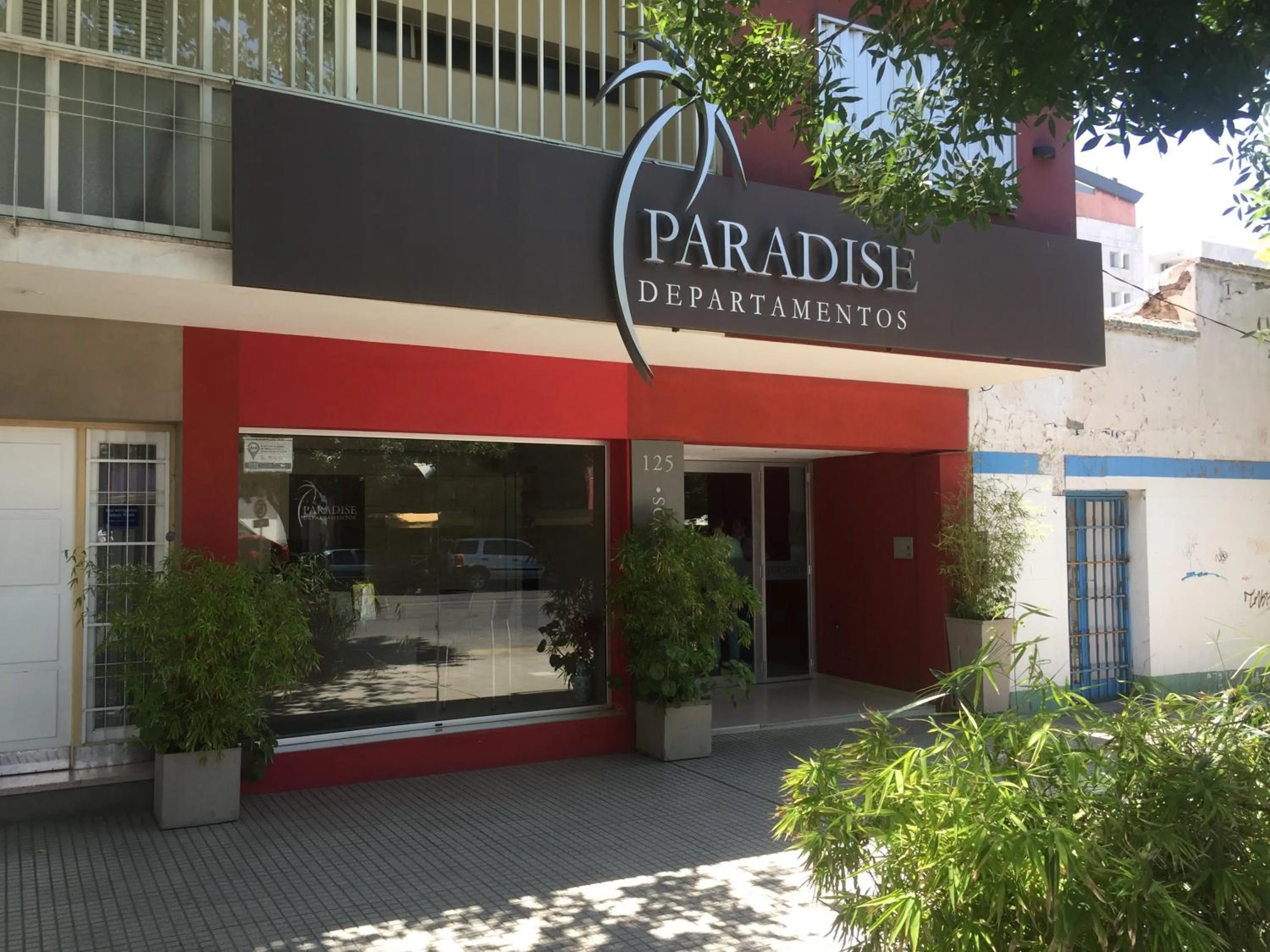 Property building in Paradise Departamentos