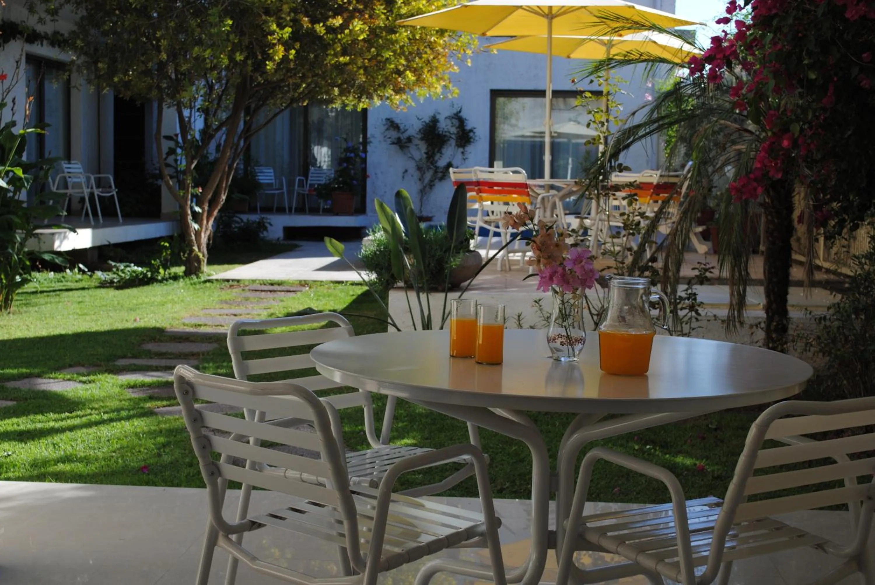 Patio in Paradise Departamentos