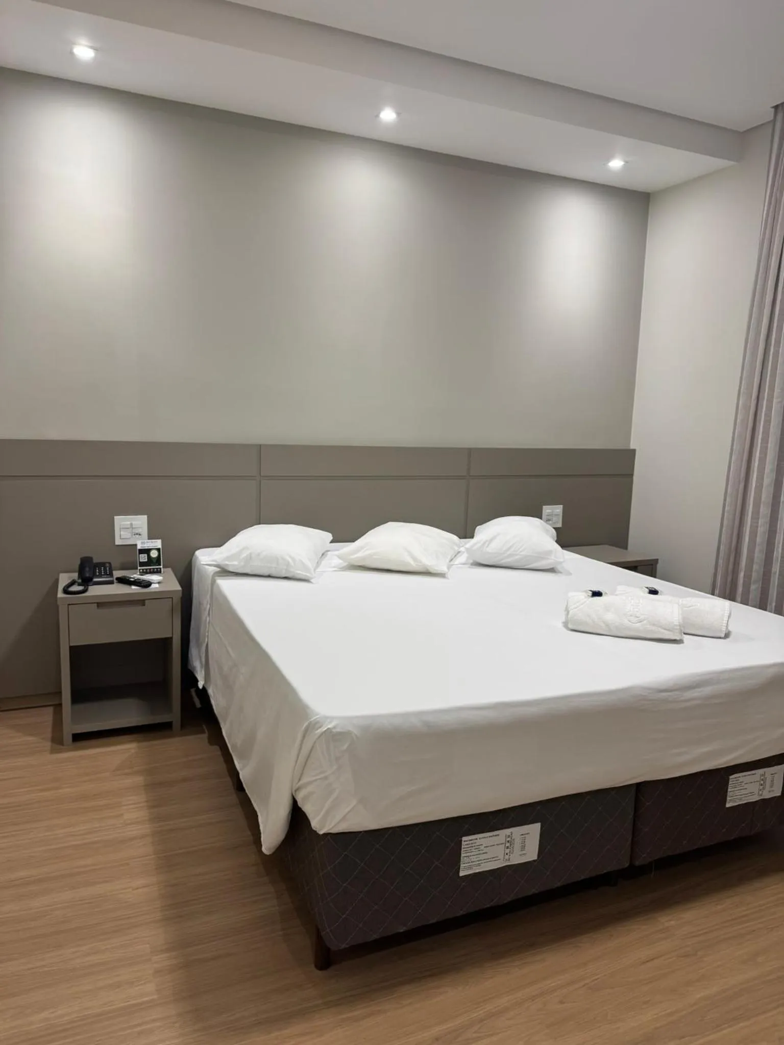 Photo of the whole room, Bed in Hotel Guarany