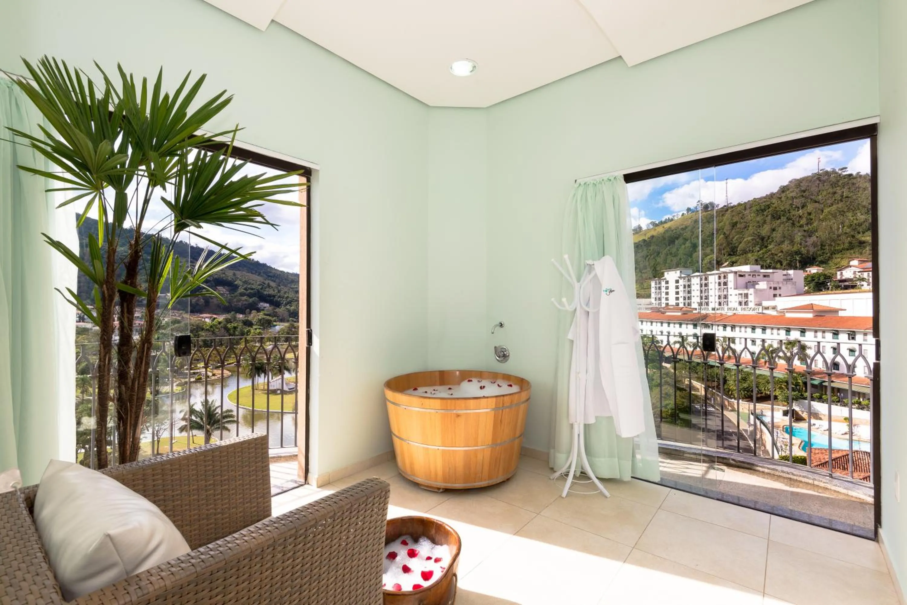 Day in Hotel Guarany