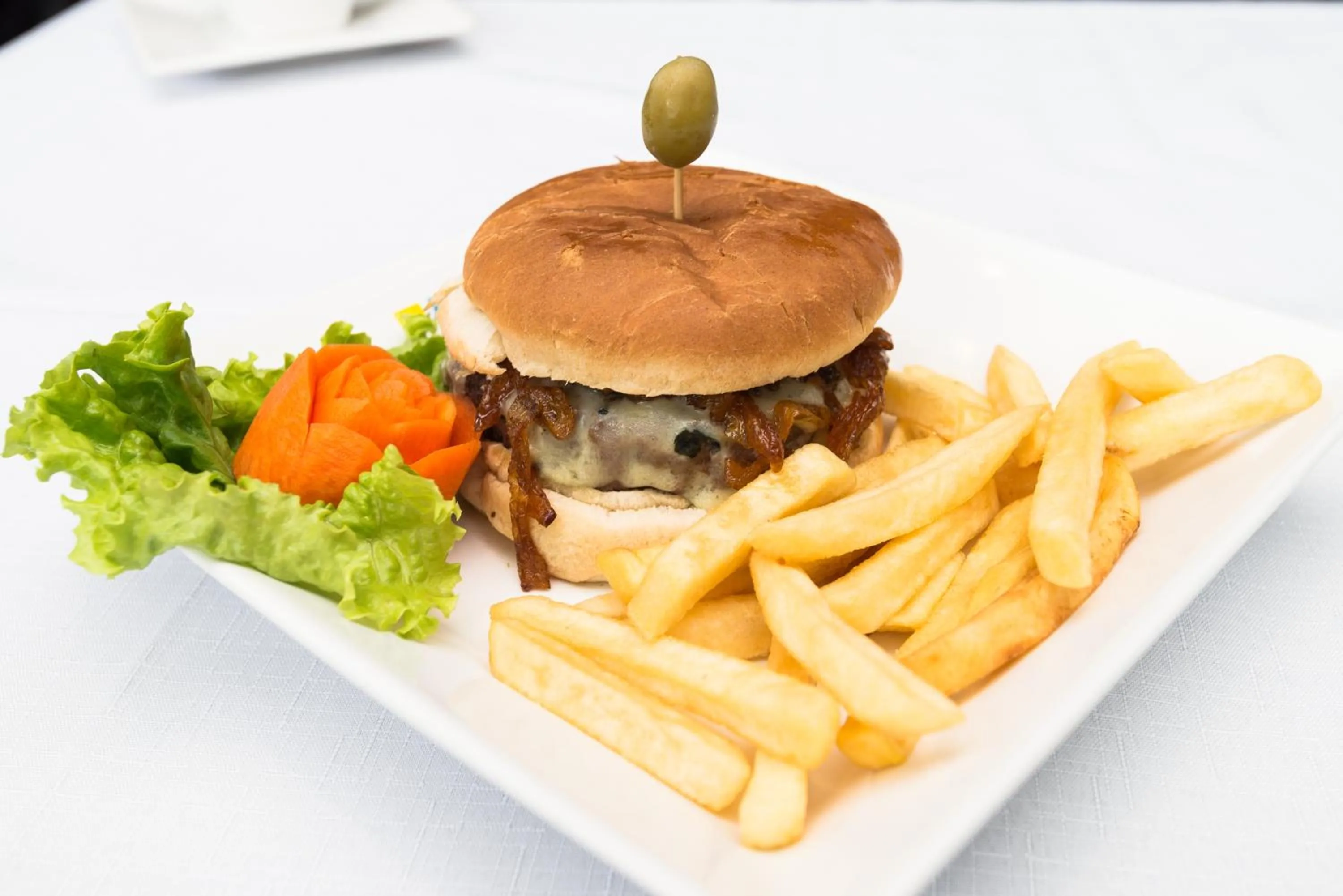 Food and drinks in Hotel Guarany