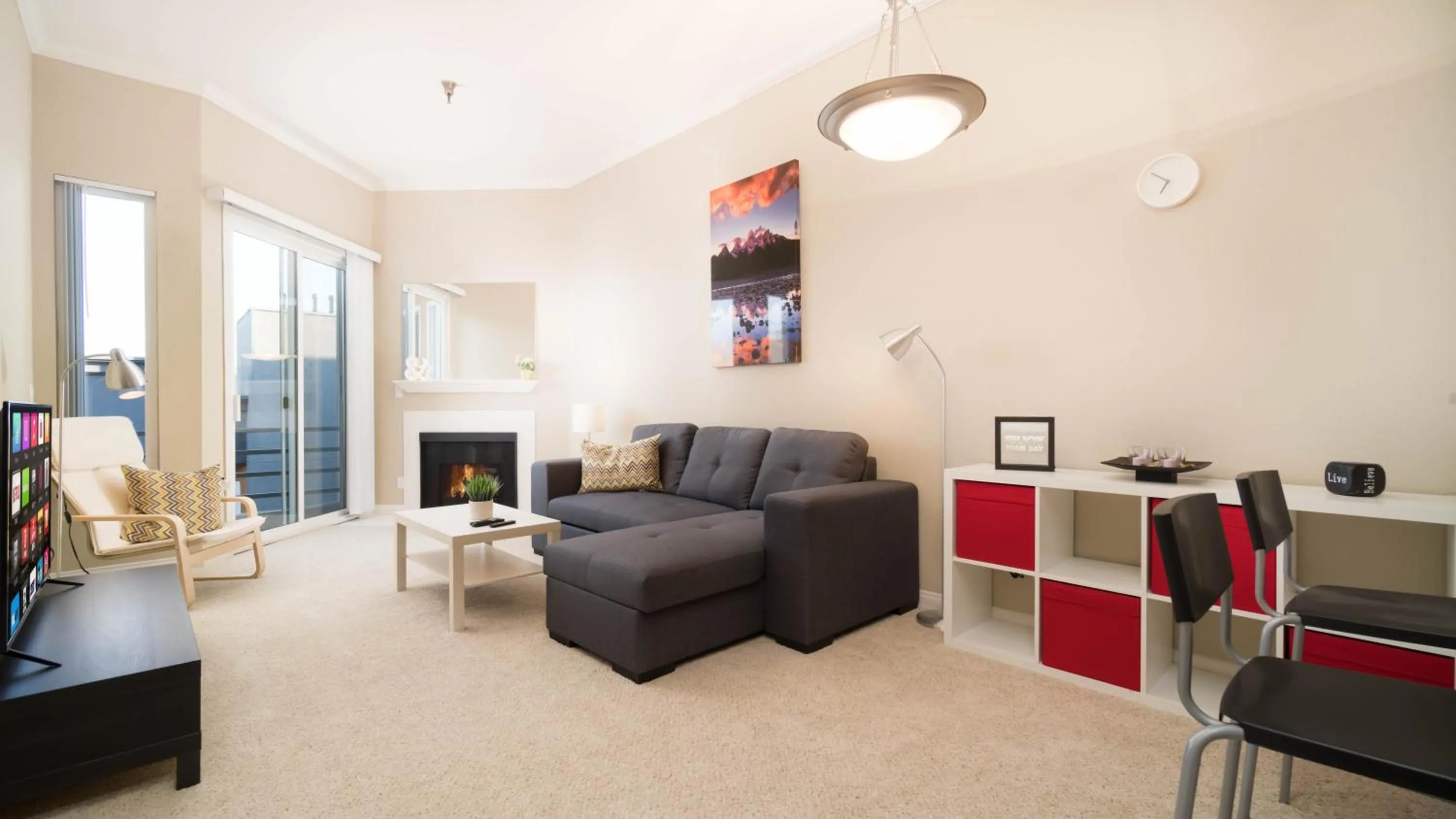 Living room in Integrity - Real Hollywood Experience