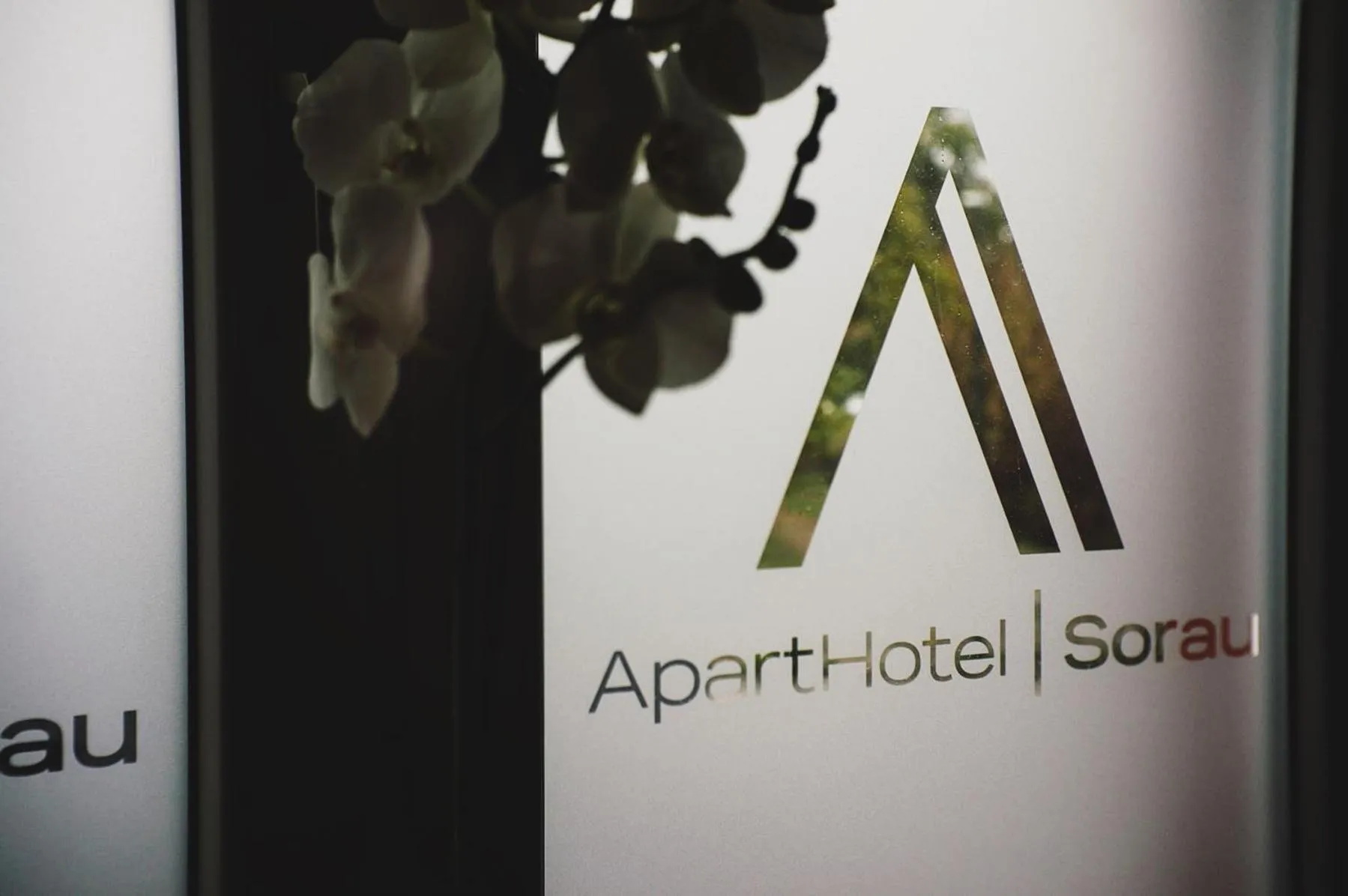 Property logo or sign in ApartHotel I SORAU