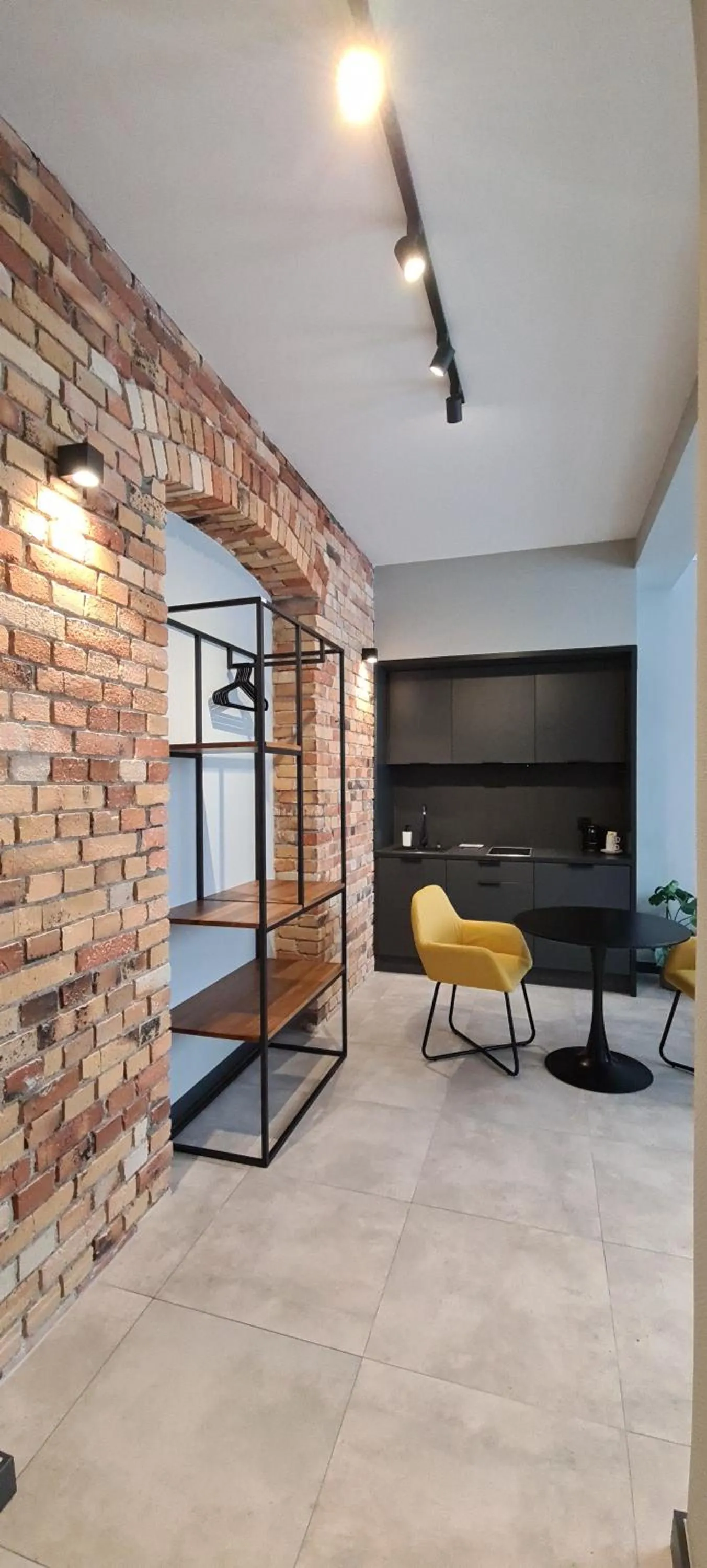 Kitchen or kitchenette in ApartHotel I SORAU