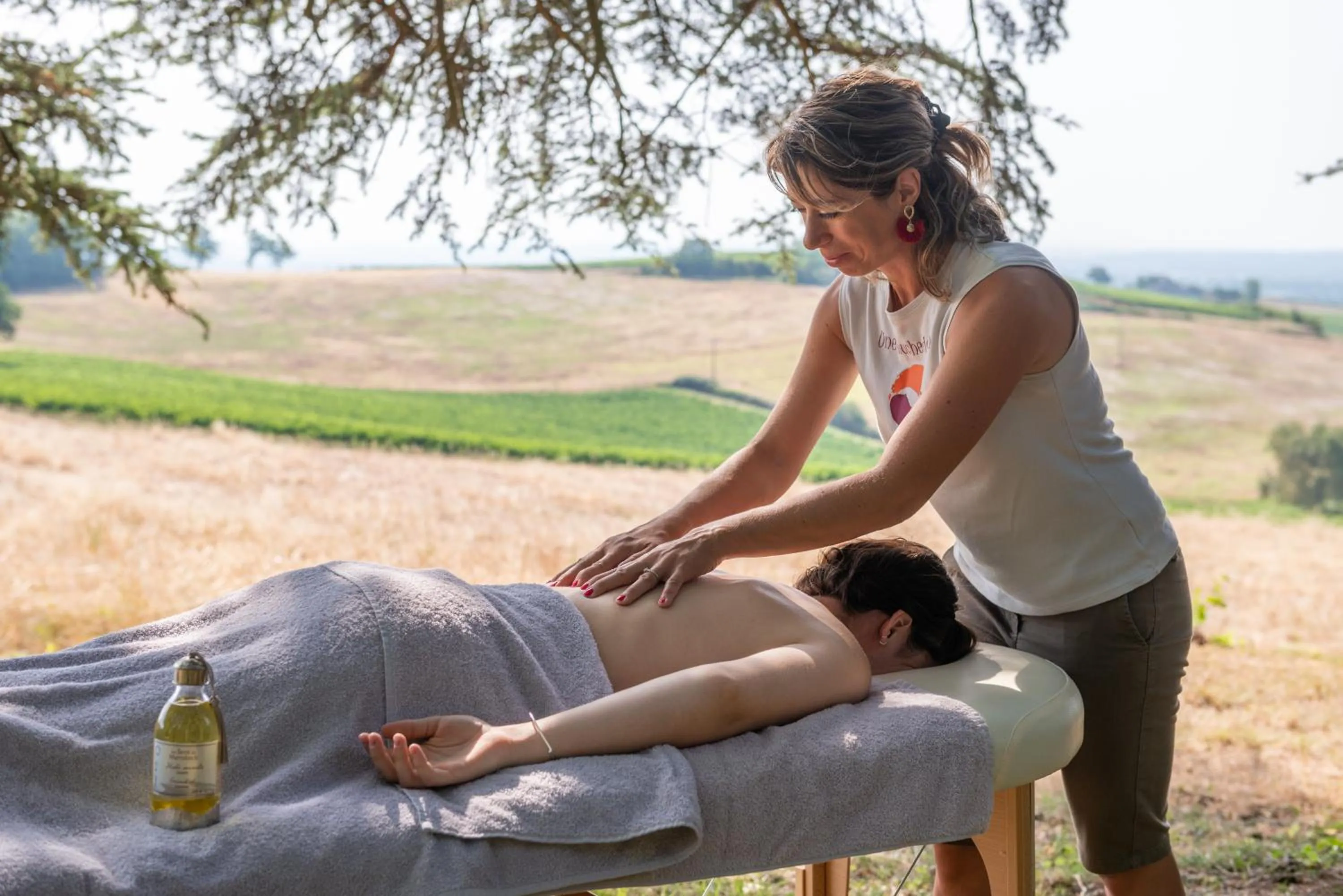 Garden in Château de Tauzies, The Originals Relais