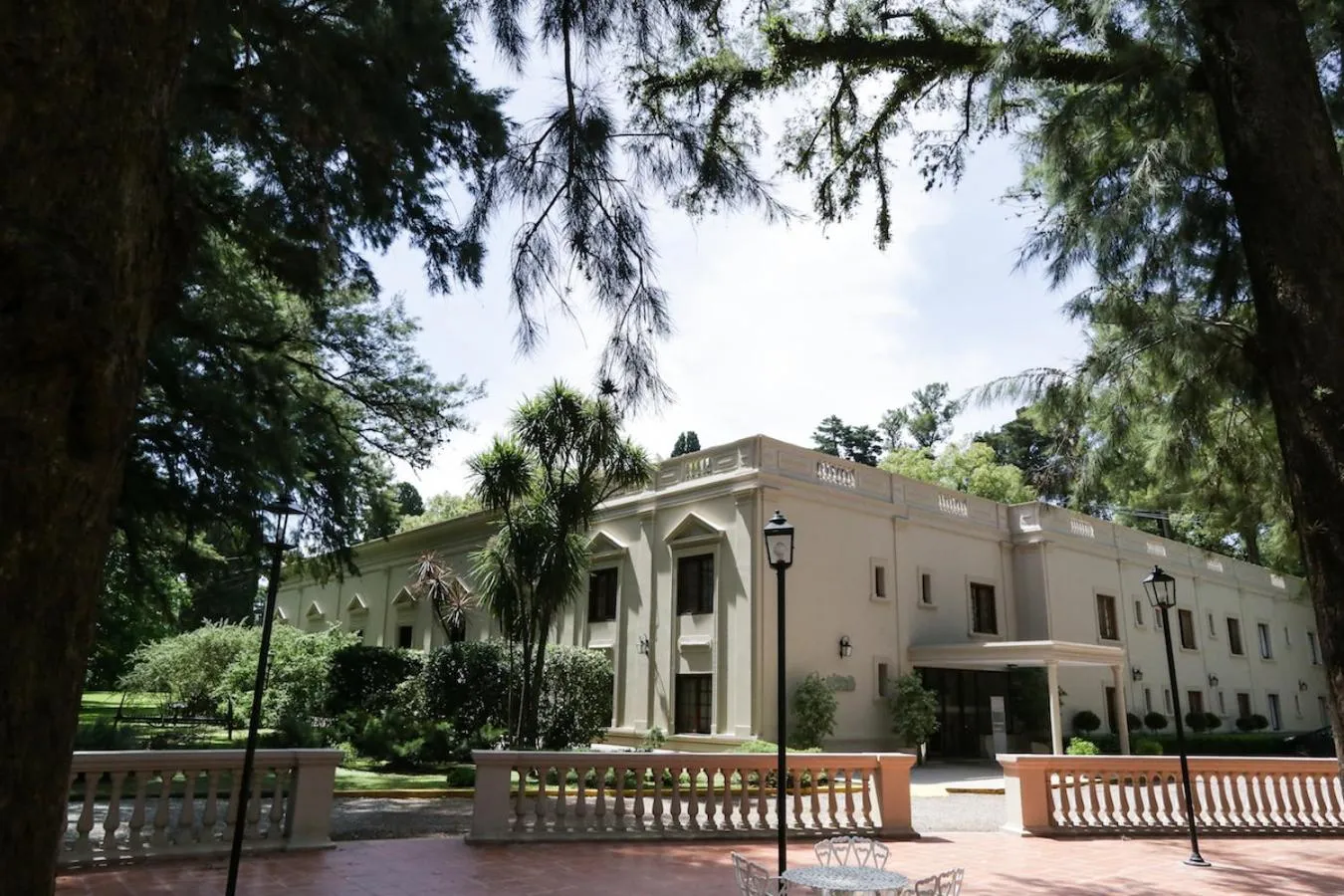 Facade/entrance in Howard Johnson Resort & Spa Escobar