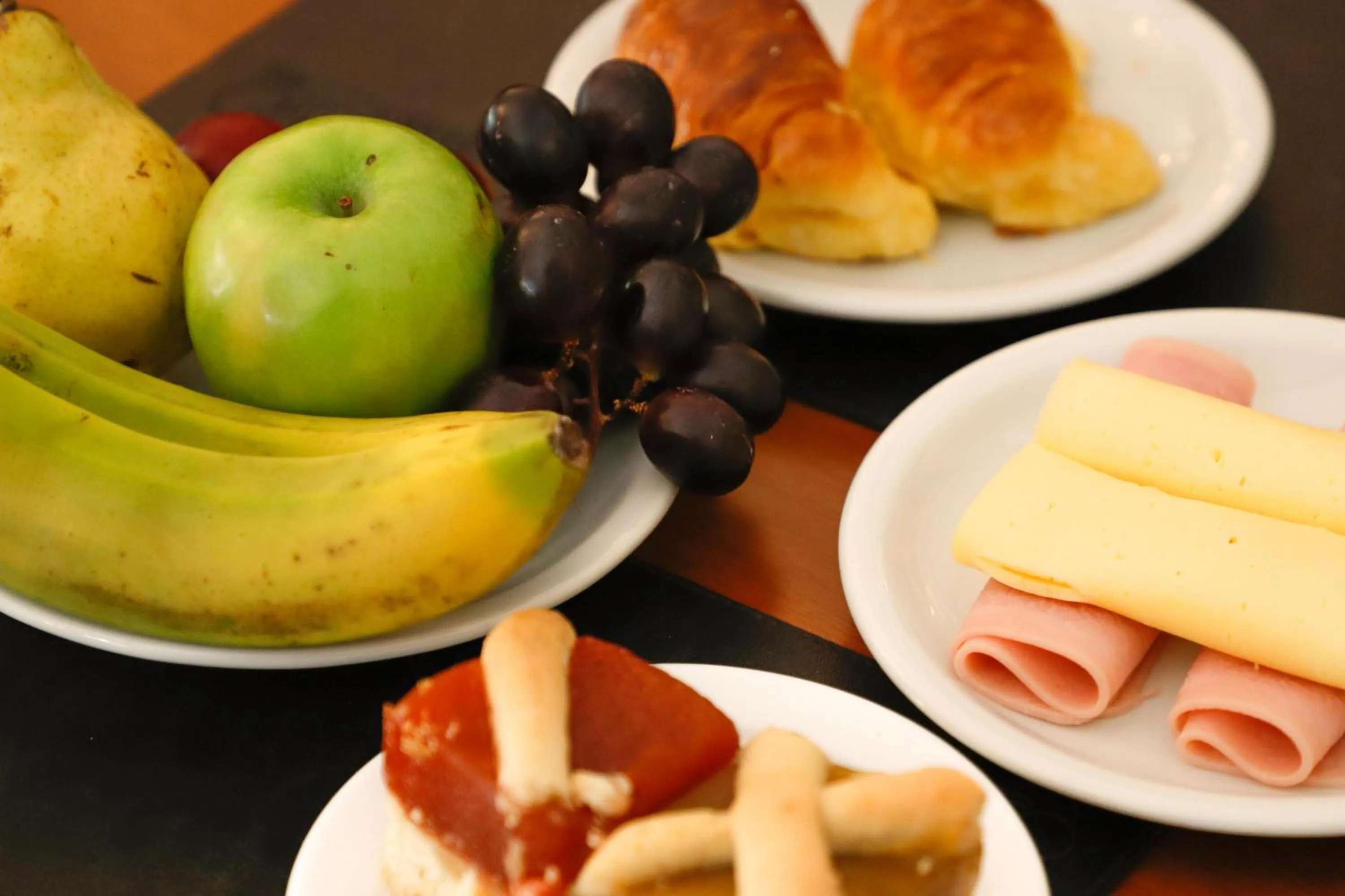 Breakfast in Howard Johnson Resort & Spa Escobar