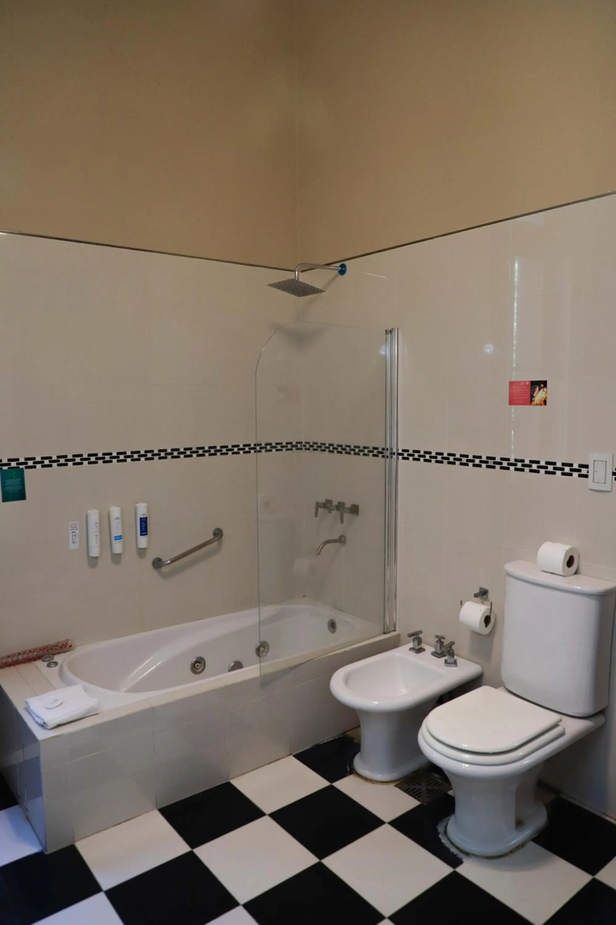 Bathroom in Howard Johnson Resort & Spa Escobar