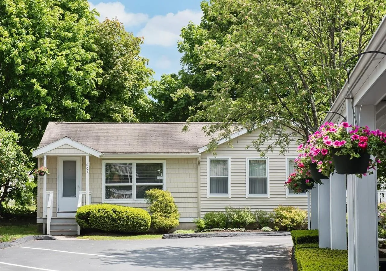 Property building in Anchorage by the Sea