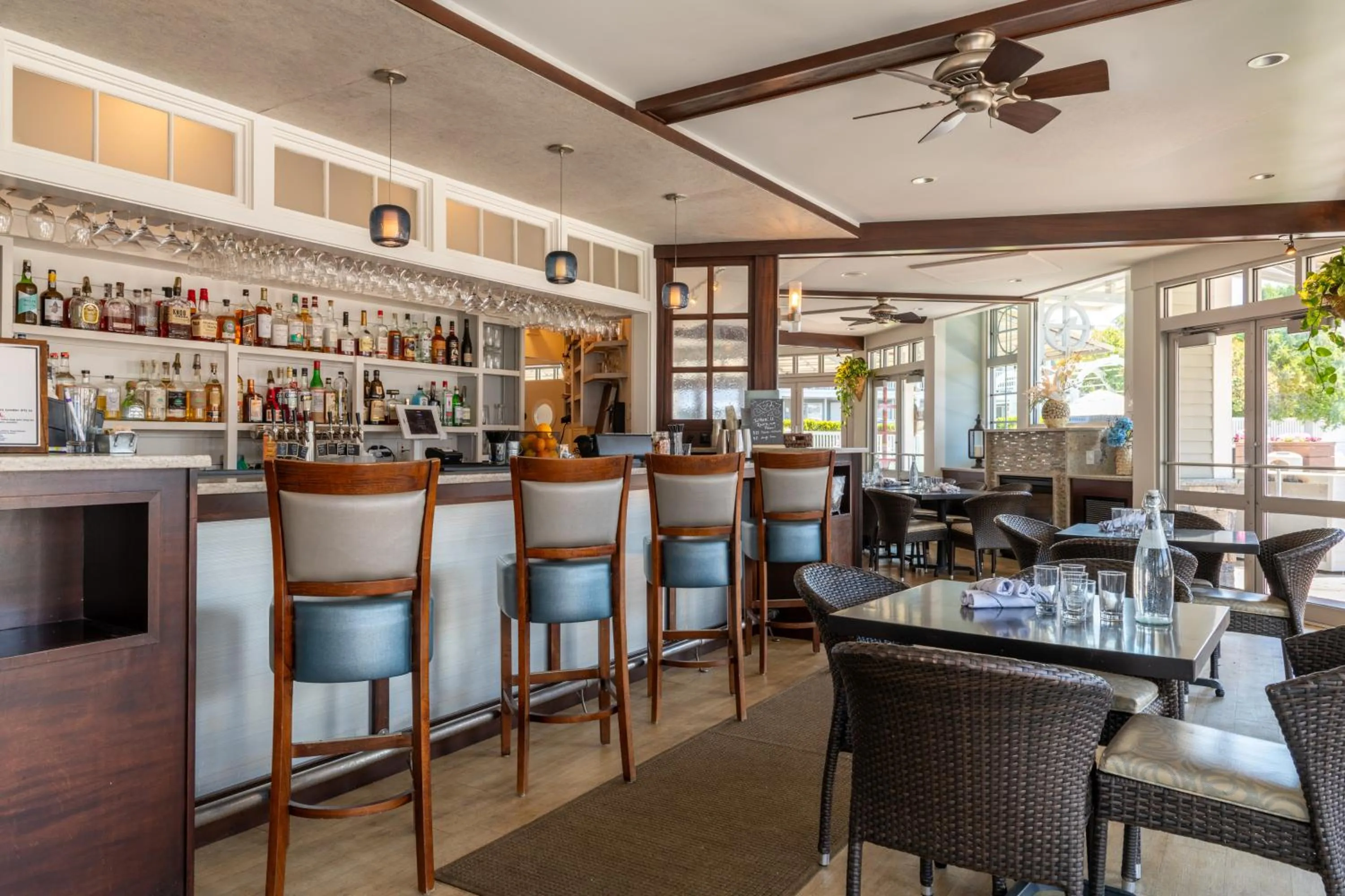 Restaurant/places to eat in Anchorage by the Sea