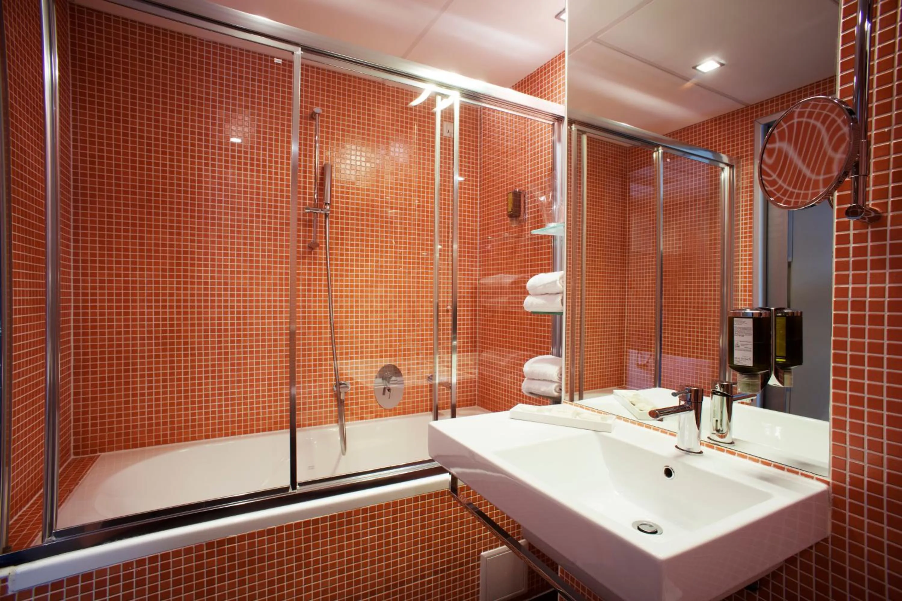 Bathroom in Hotel Thermana Park Laško**** Superior