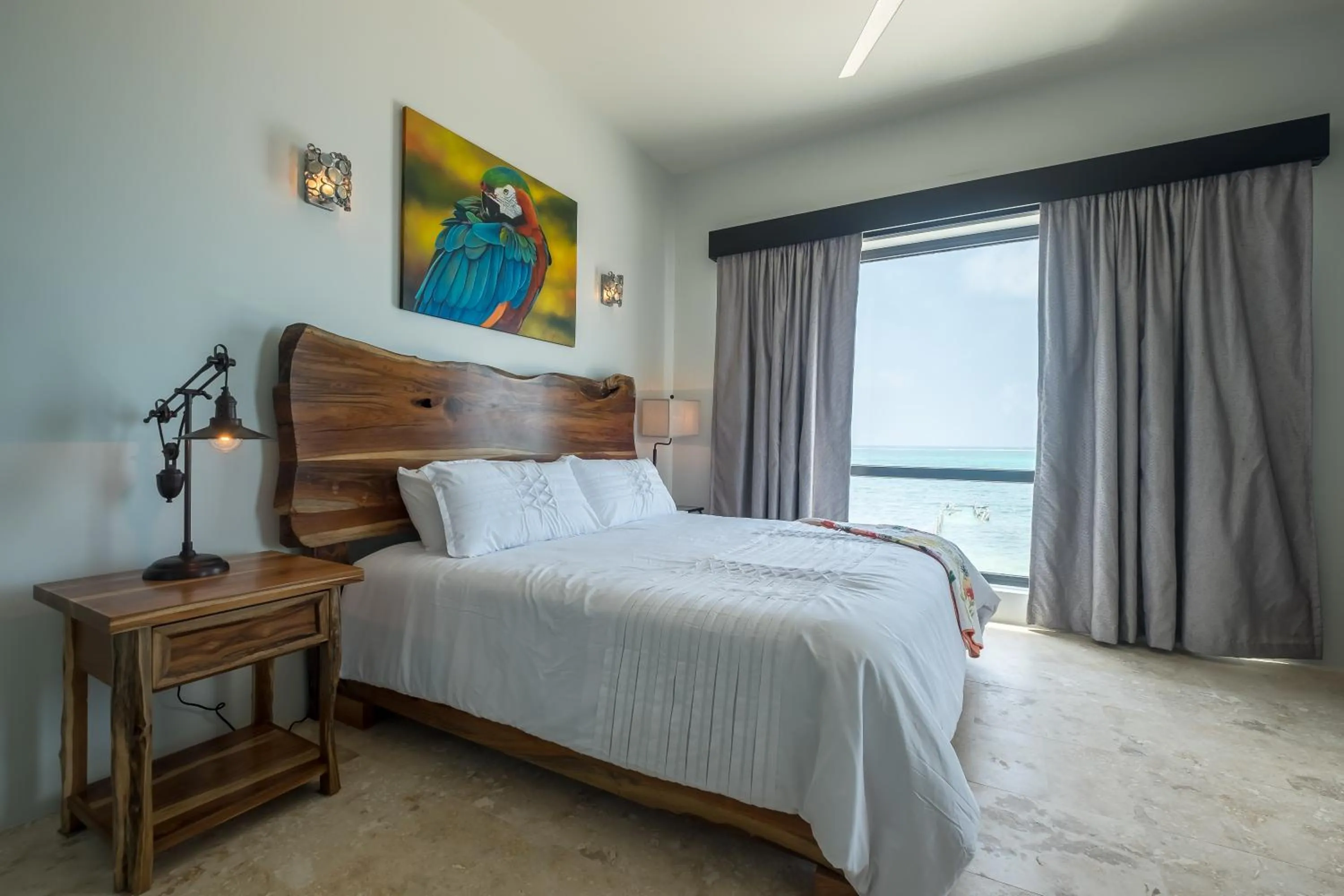 Bedroom, Bed in Diamante Beachfront Suites