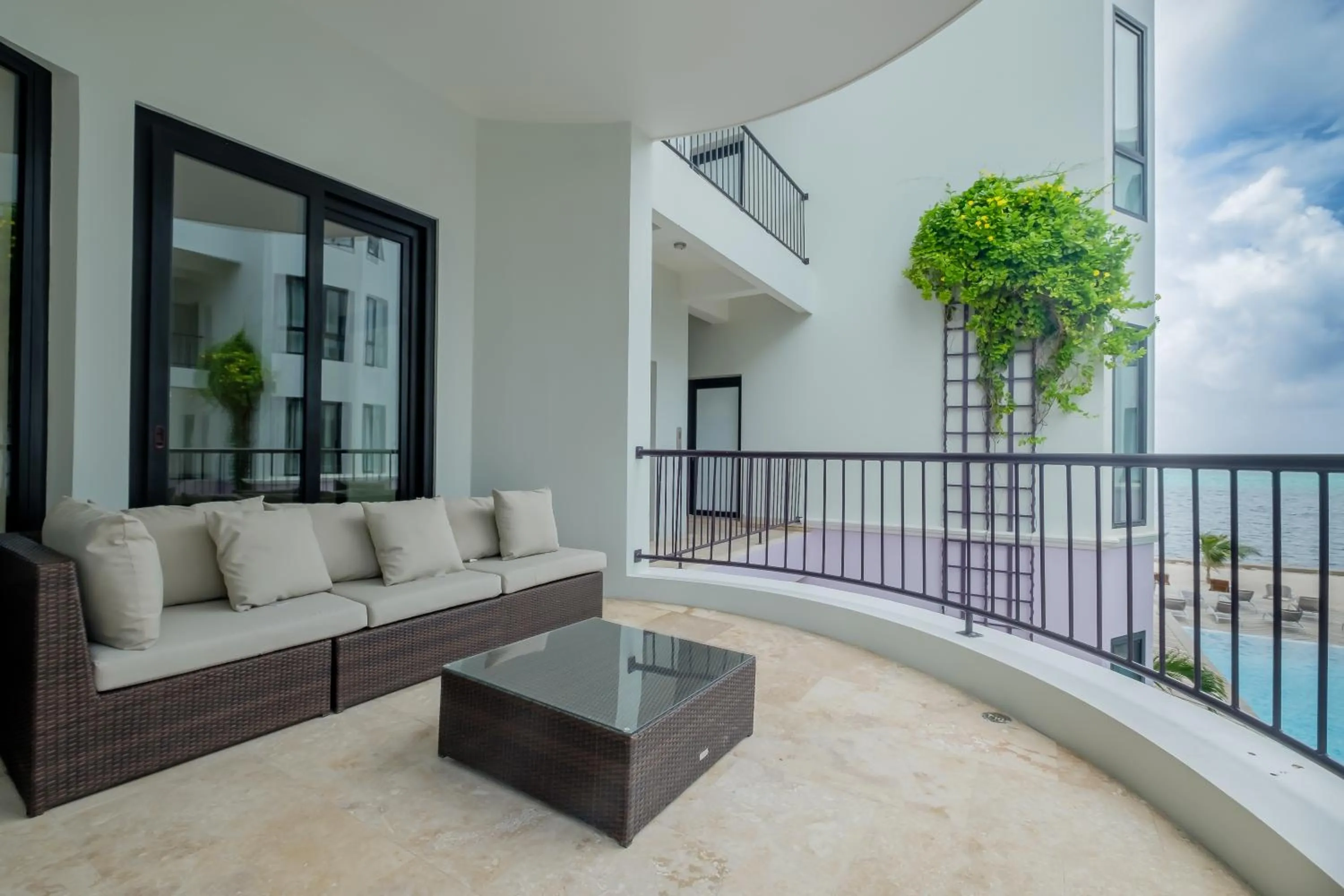 Balcony/Terrace in Diamante Beachfront Suites