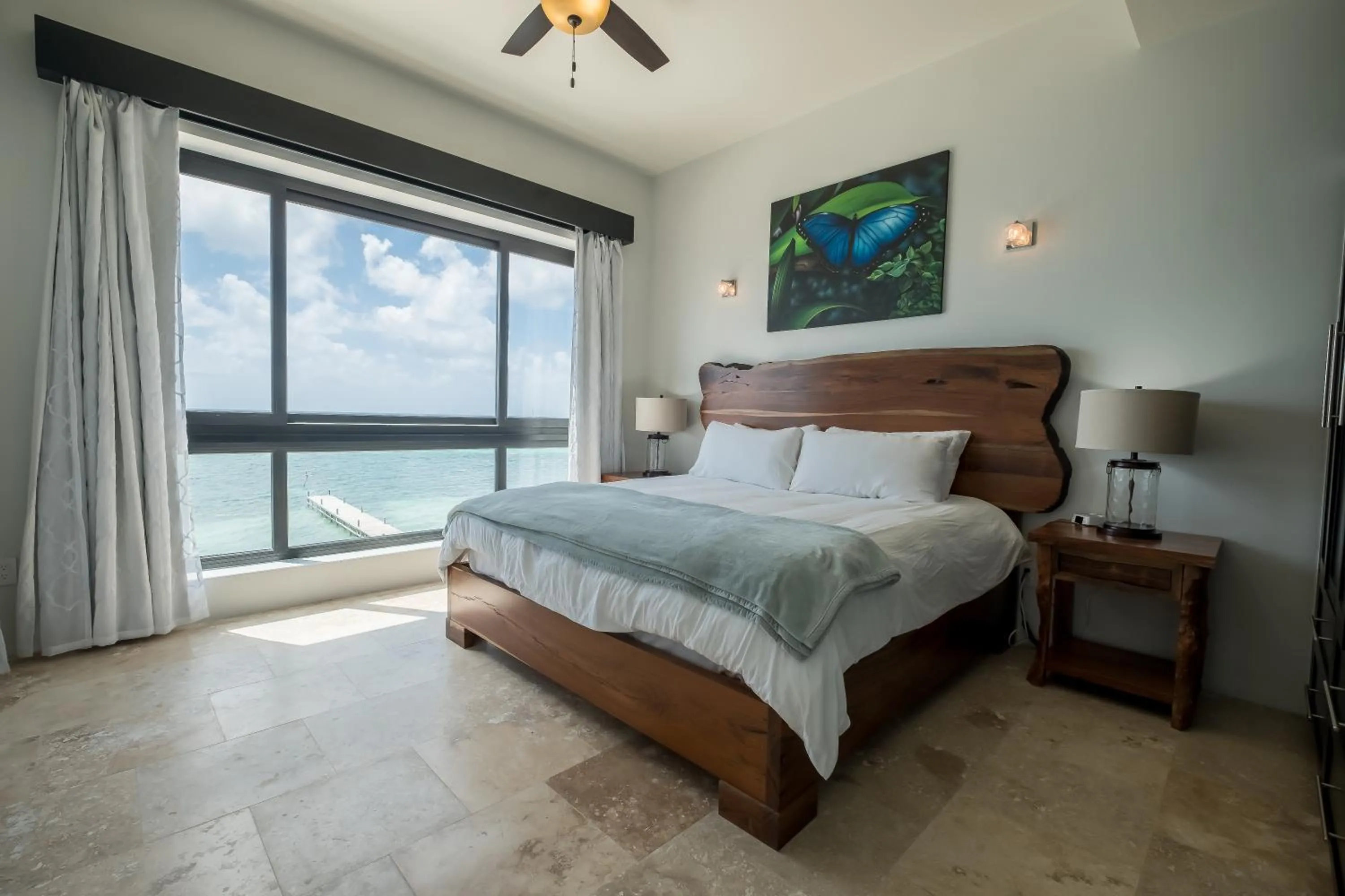 Bedroom, Bed in Diamante Beachfront Suites