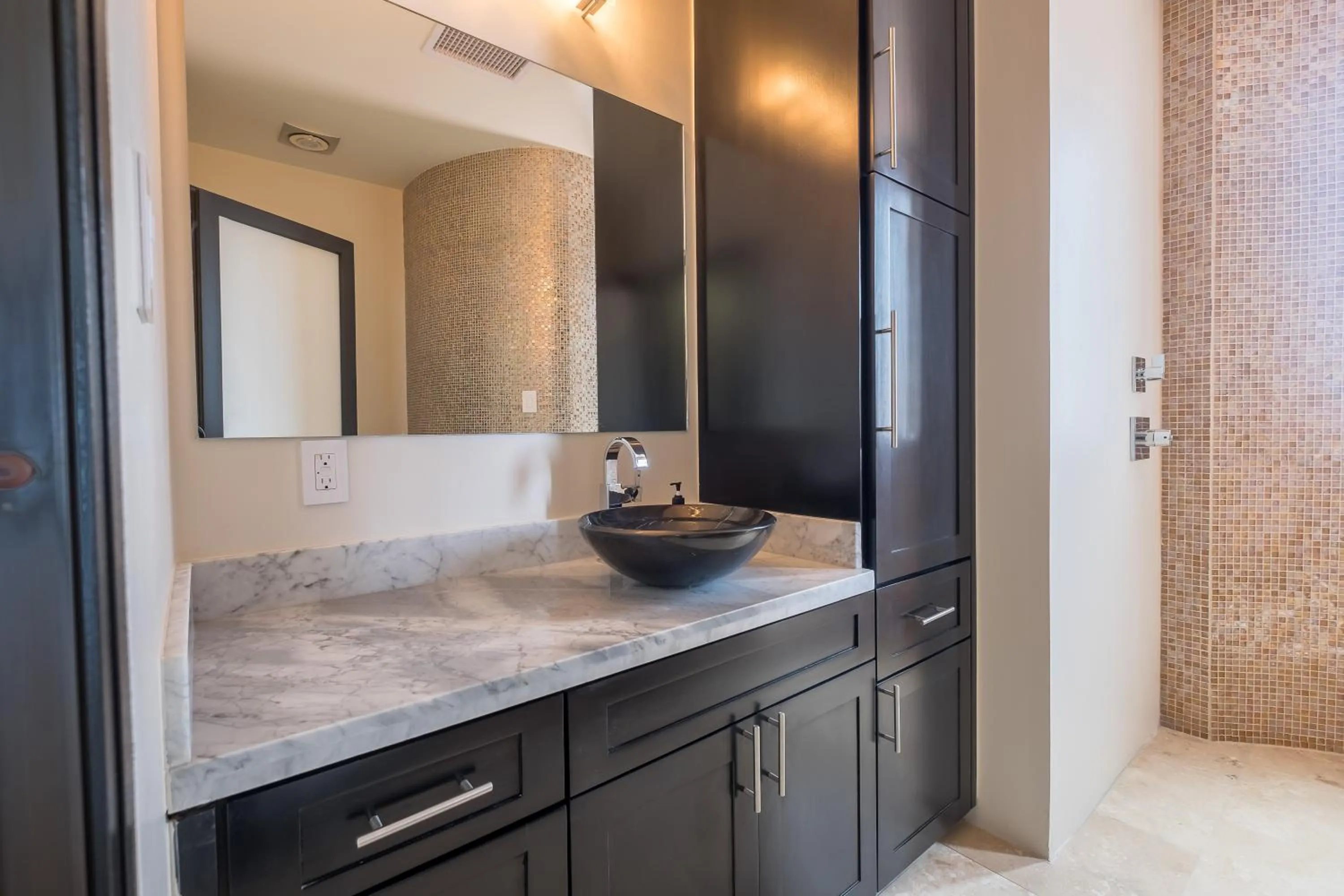 Bathroom in Diamante Beachfront Suites