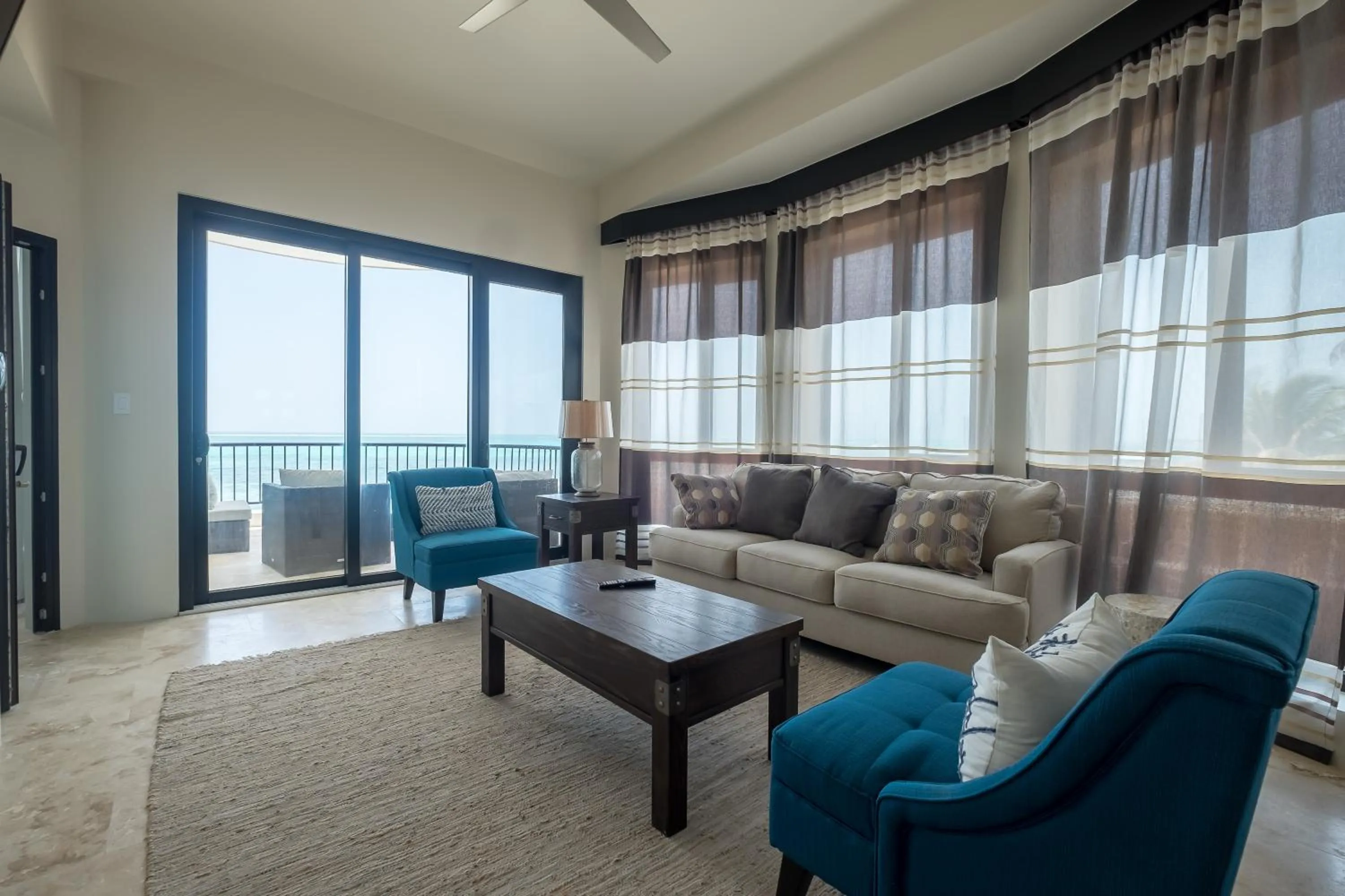 Living room in Diamante Beachfront Suites