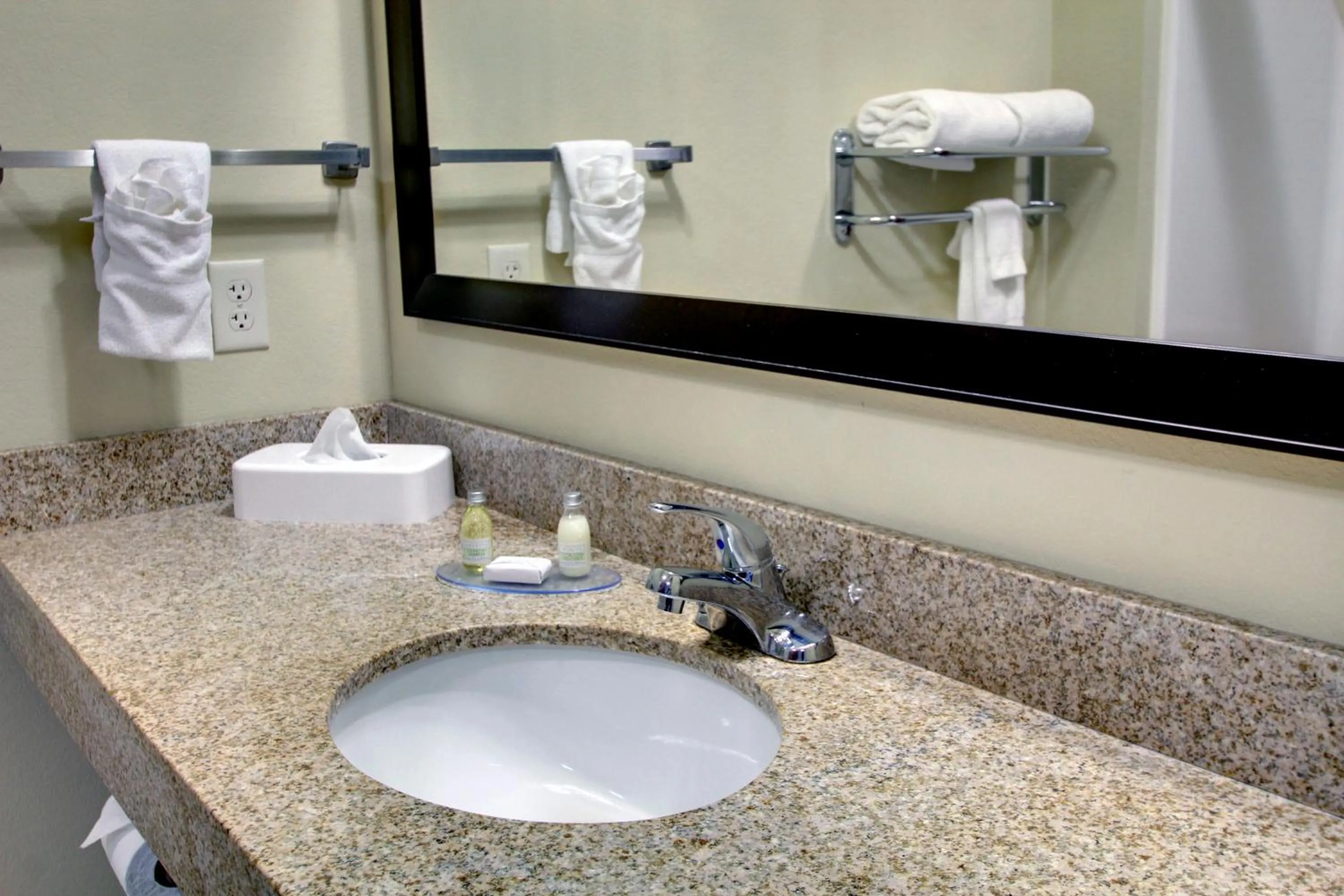 Bathroom in Cobblestone Hotel - Wayne