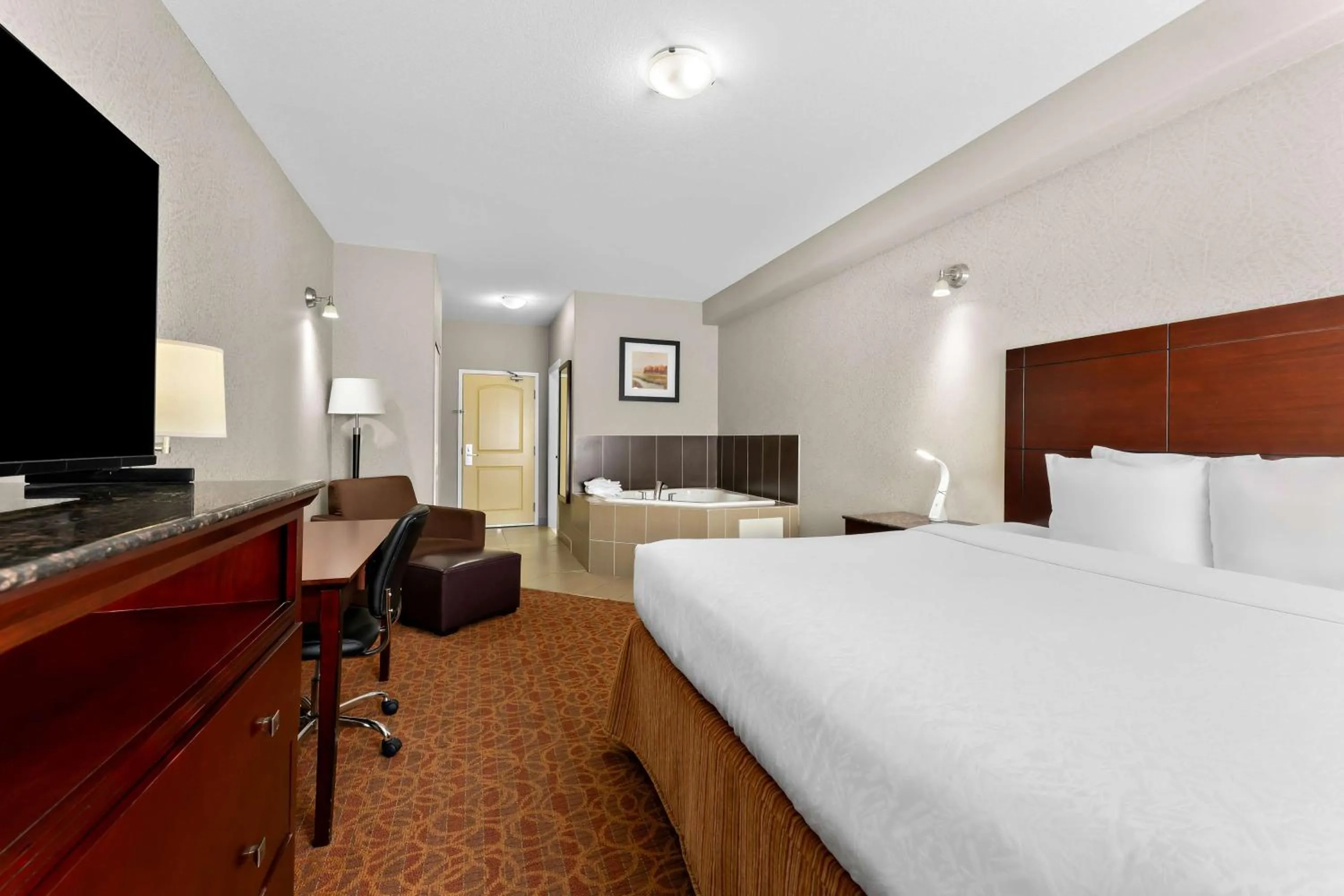 Bedroom, Bed in Best Western Williams Lake