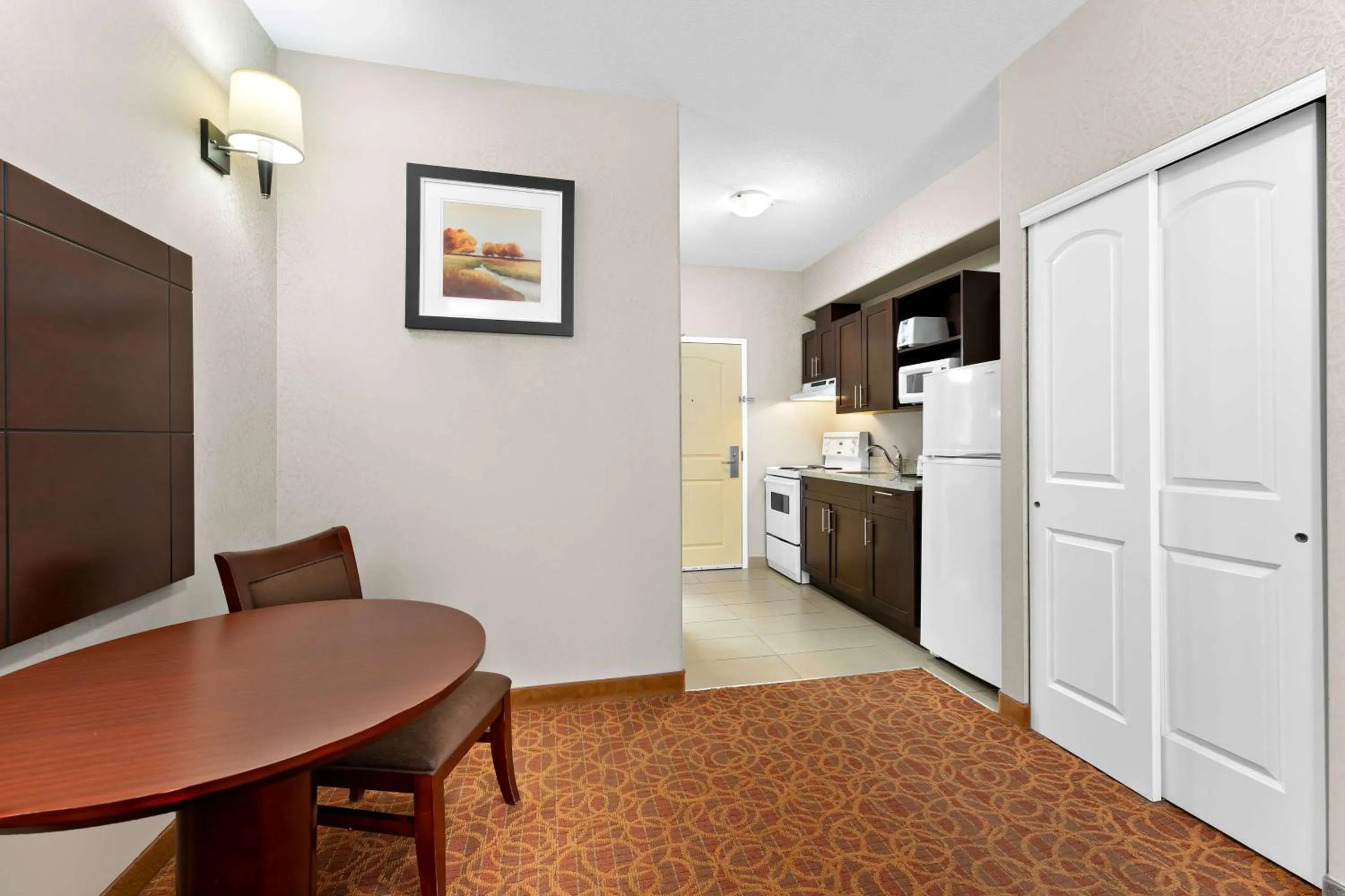 Bedroom in Best Western Williams Lake