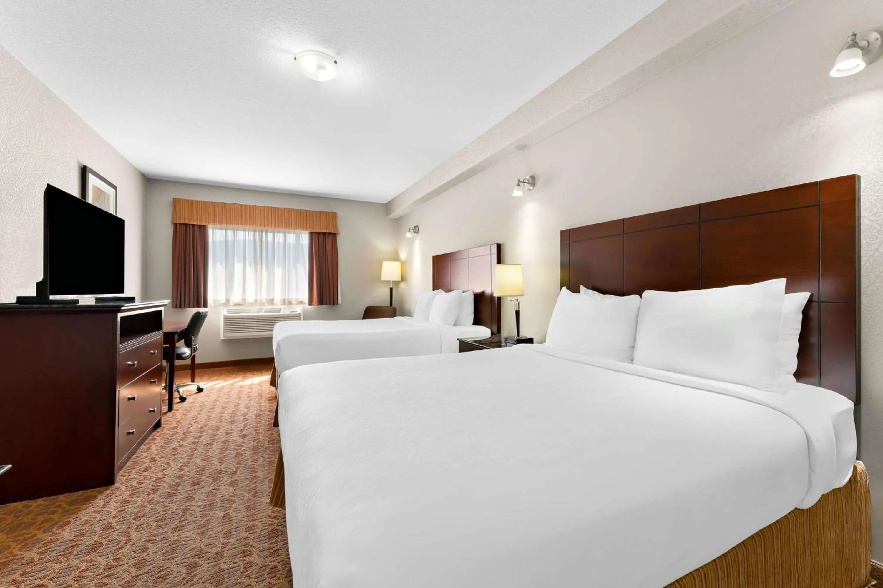 Bedroom, Bed in Best Western Williams Lake