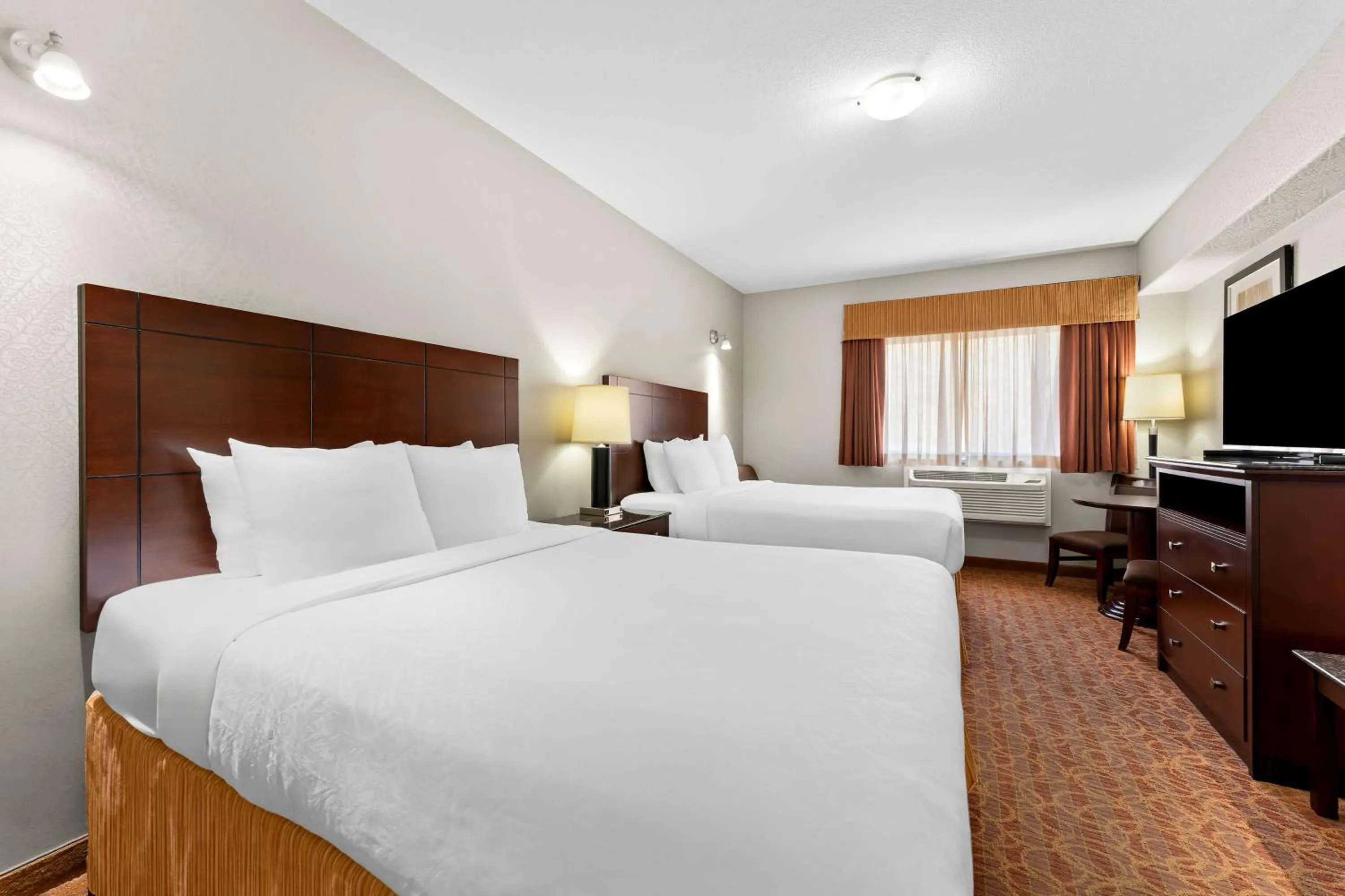 Bedroom, Bed in Best Western Williams Lake