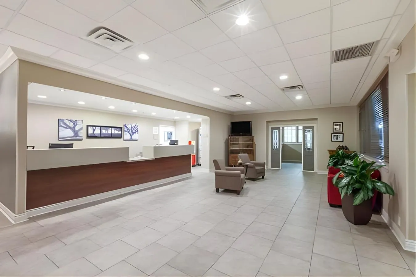 Lobby or reception in Iberia House & Suites