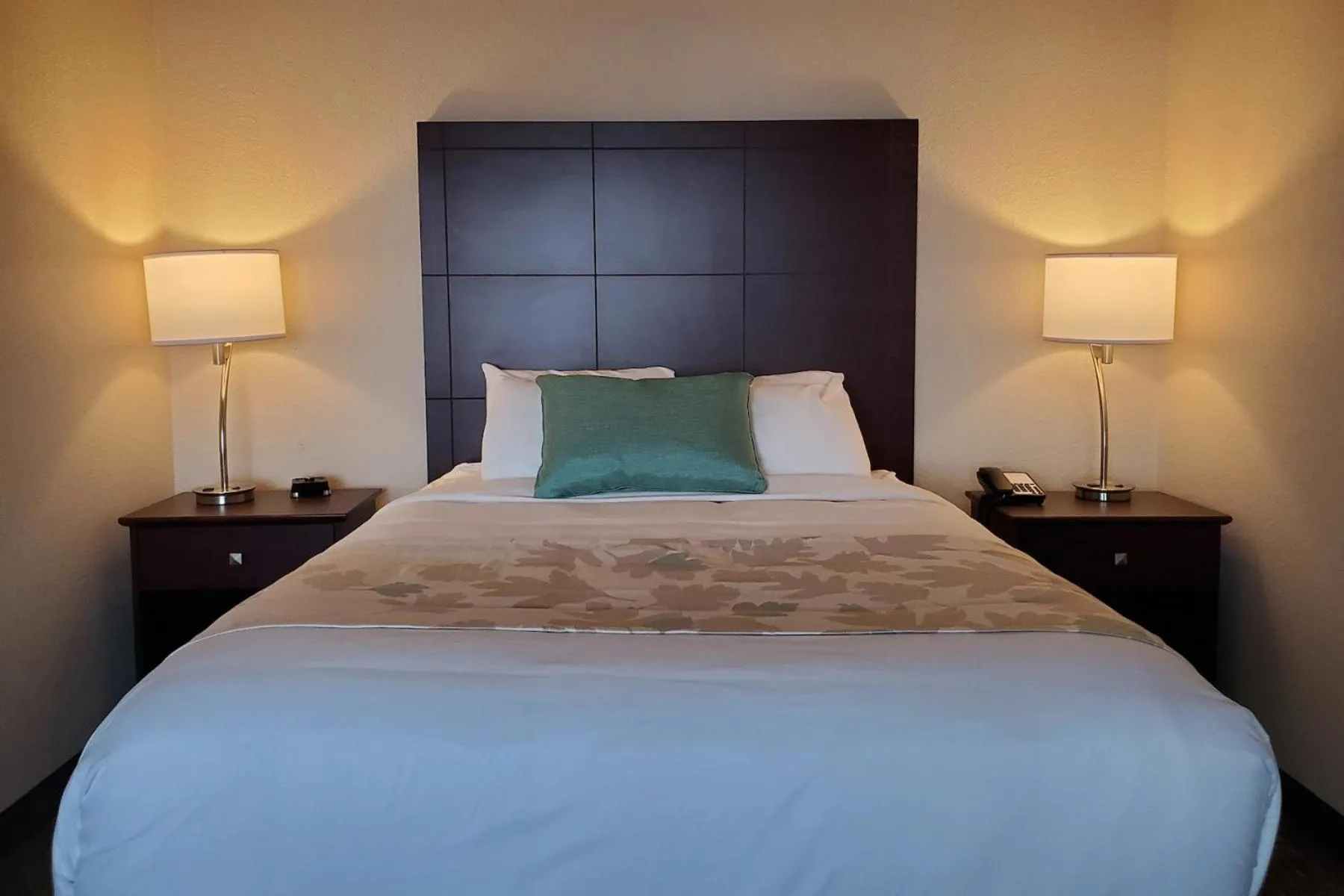 Bed in Cobblestone Suites - Oshkosh